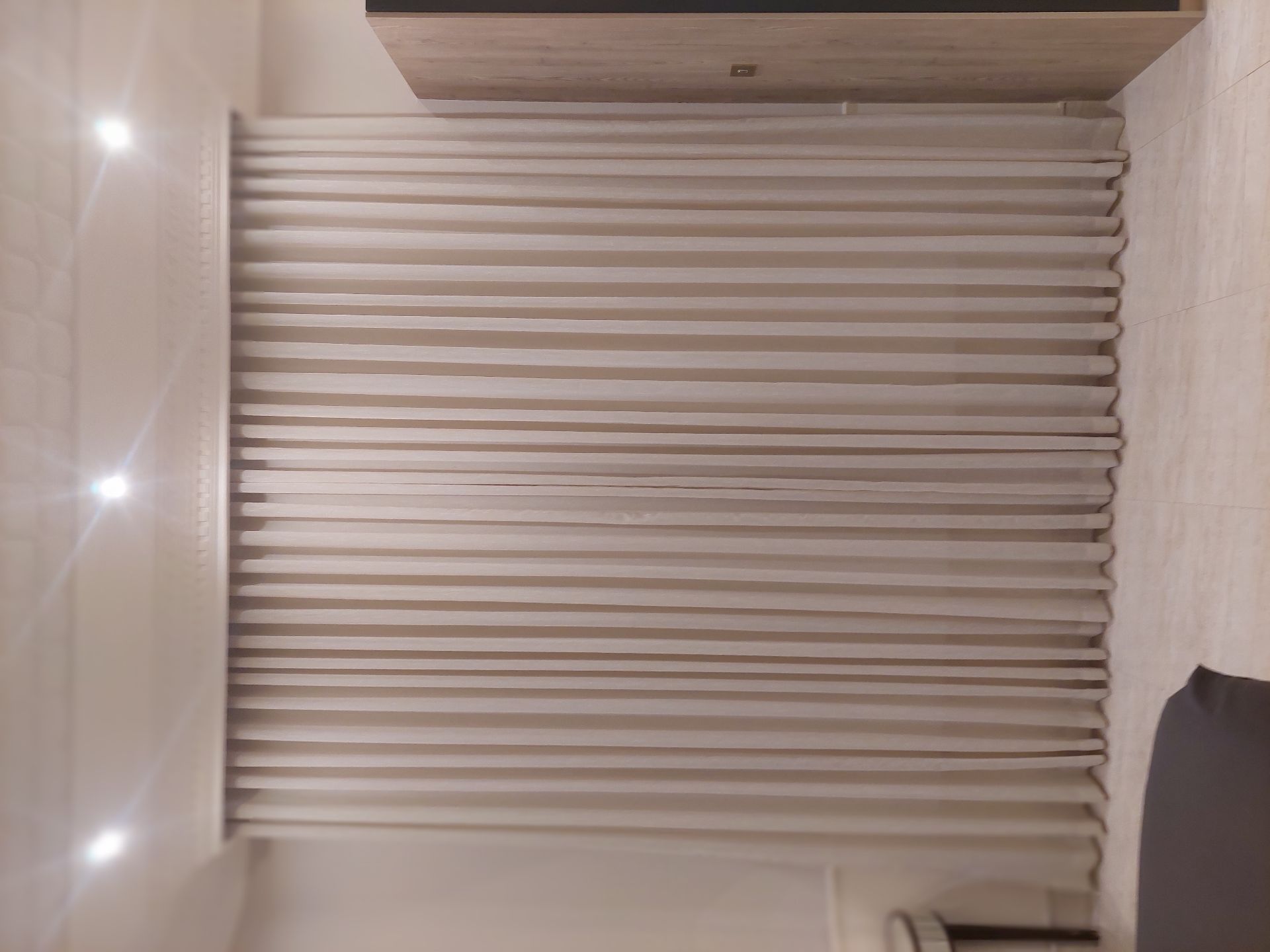 Curtains - Image 2