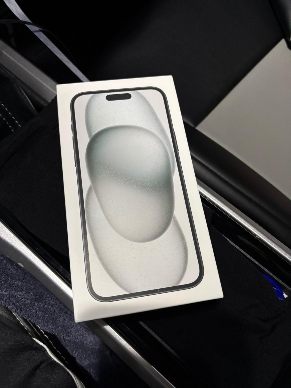 IPhone 15 Plus 128 in Warranty 100% Battery - Image 5