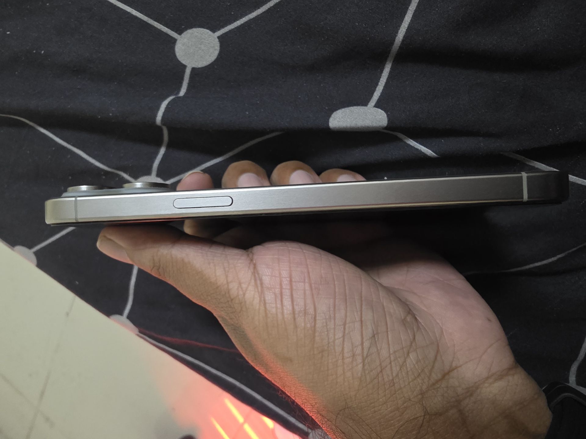 Iphone 15 Pro Max 256GB - Image 4