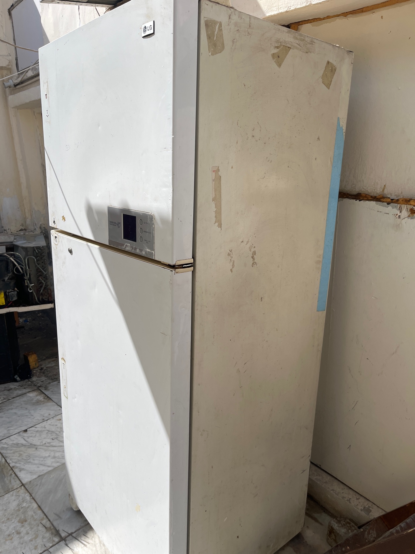 LG big fridge  - Image 4