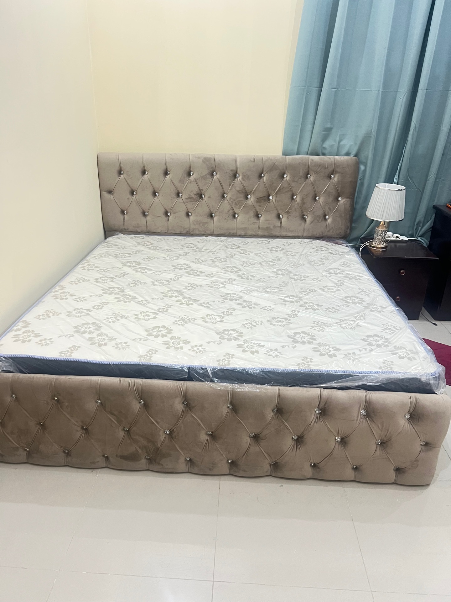 طقم سرير ومرتبة - Image 3