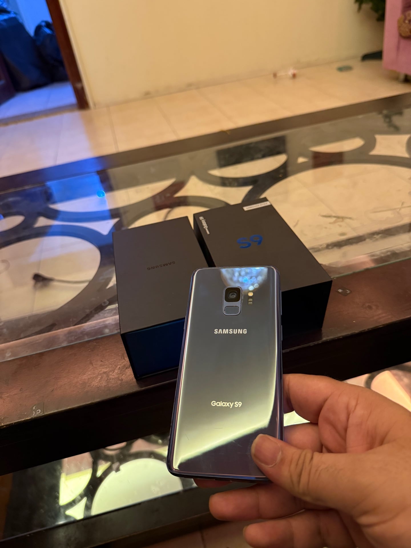 Samsung Galaxy S9 Original Full Box 64GB – Good Condition  - Image 4