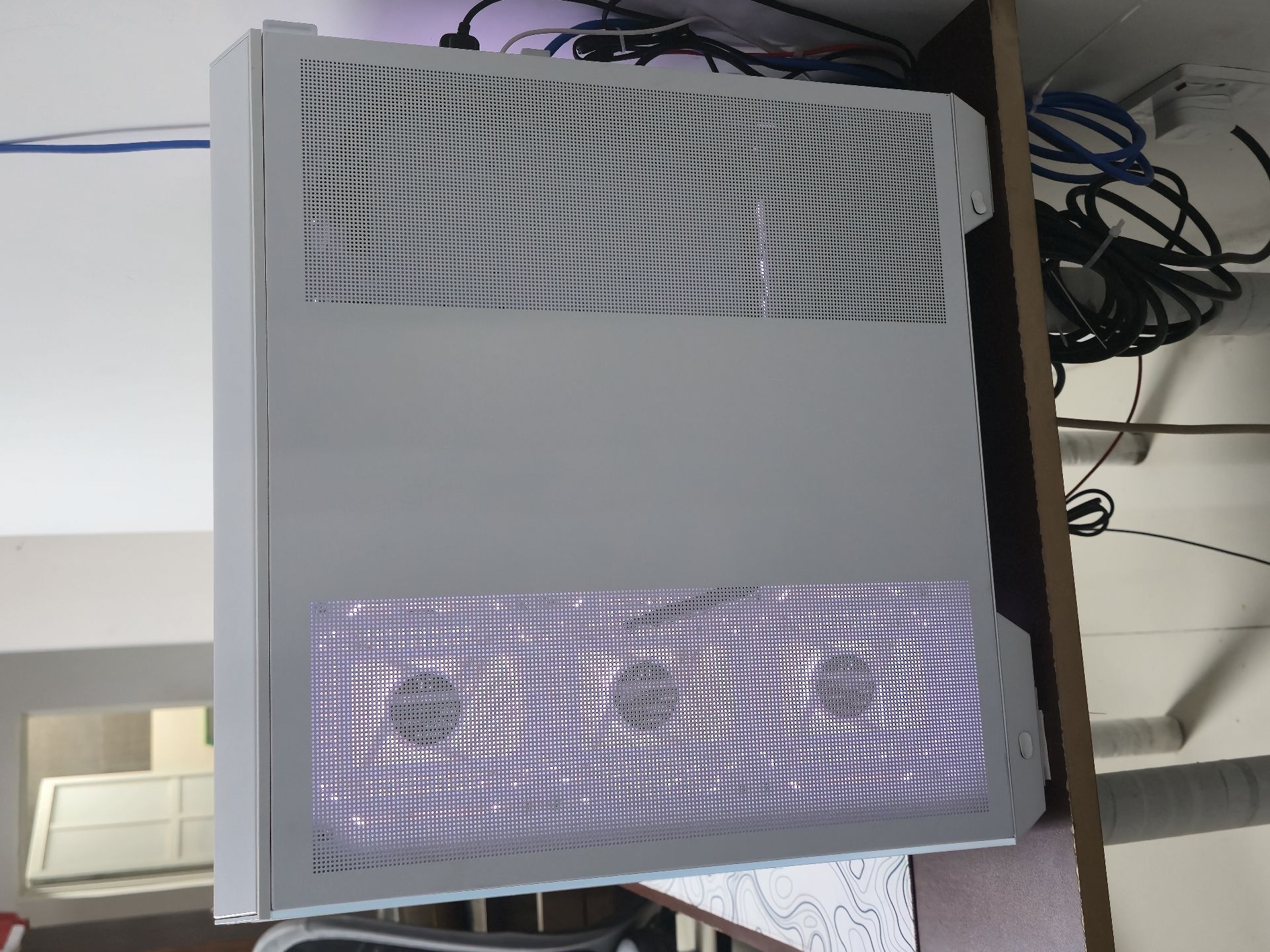 HIGH END GAMING PC with monitor mi pro g27i . Ryzen 7 7700 + 4070 super - Image 5