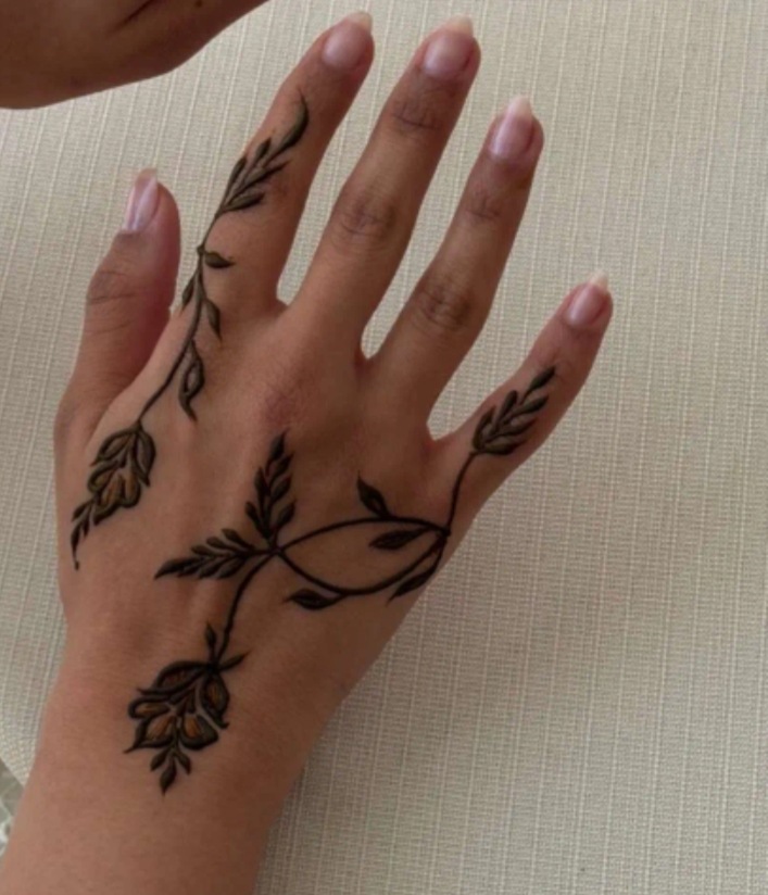 Henna design  - Image 3