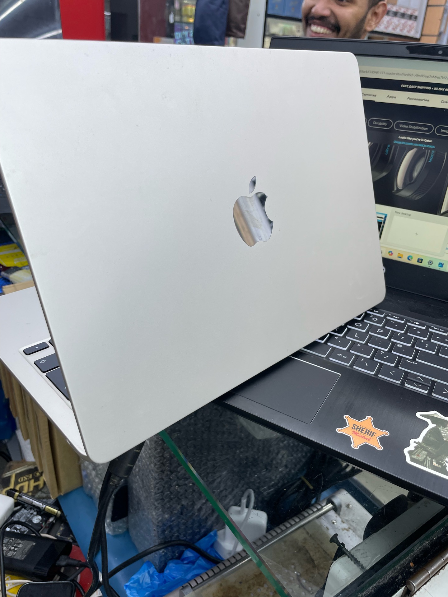 MacBook Air M2 2022 - Image 1