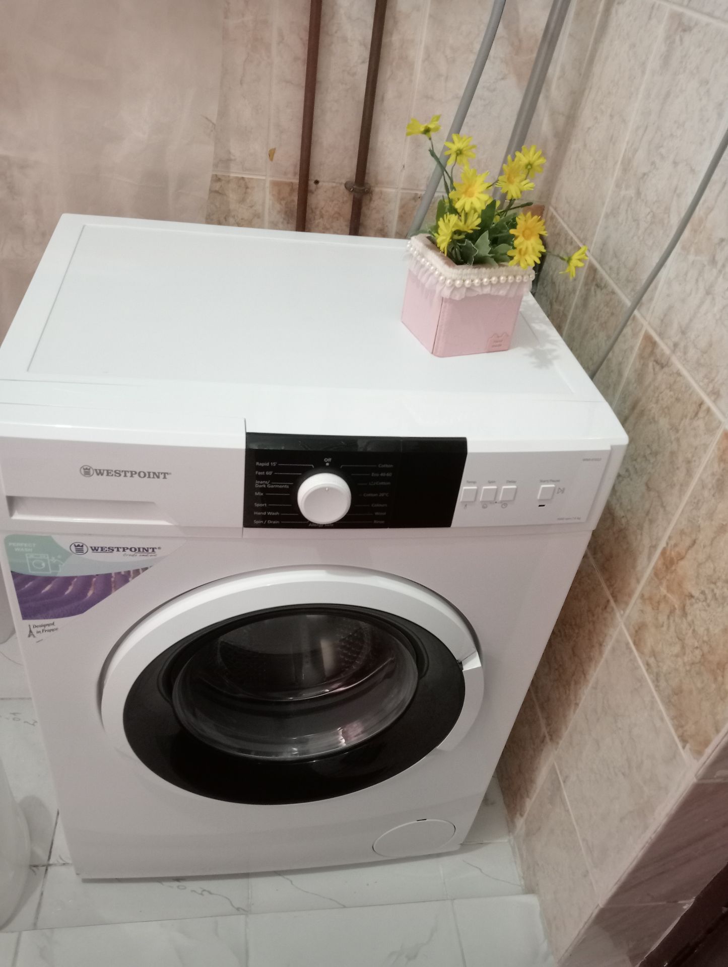 A clean, healthy washing machine  - Image 4