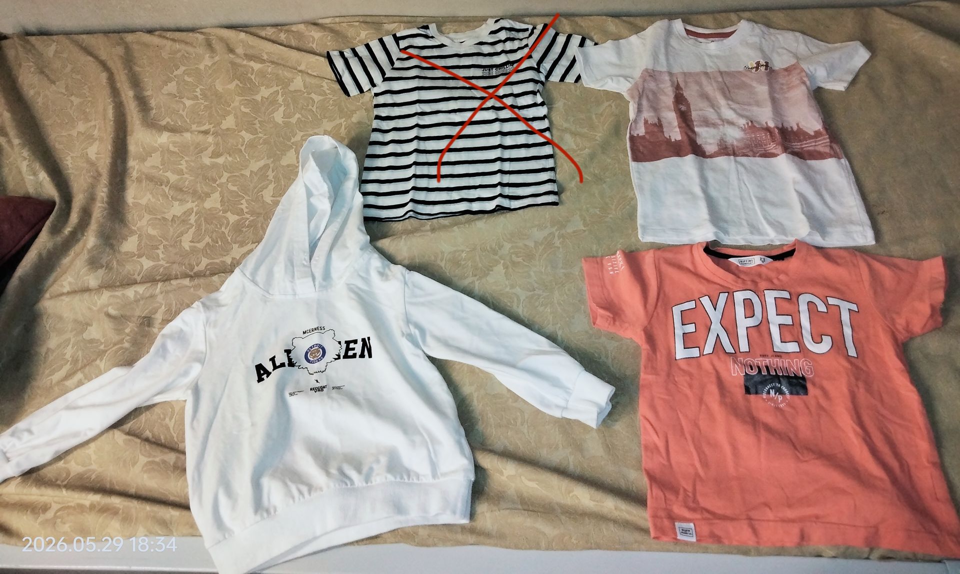Kids clothes and shoes  - Image 10