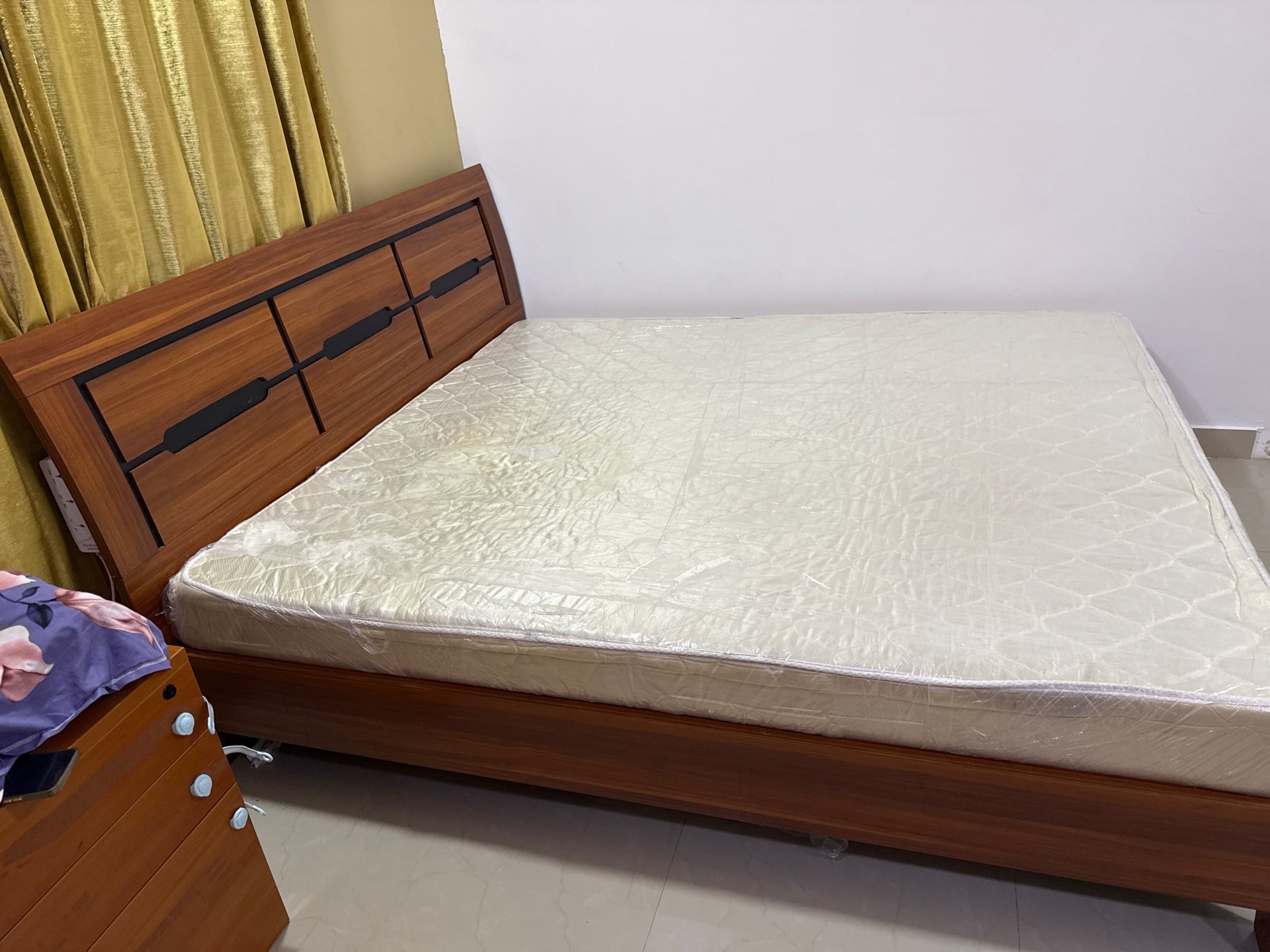 King size wooden bed with mattress  - Image 3