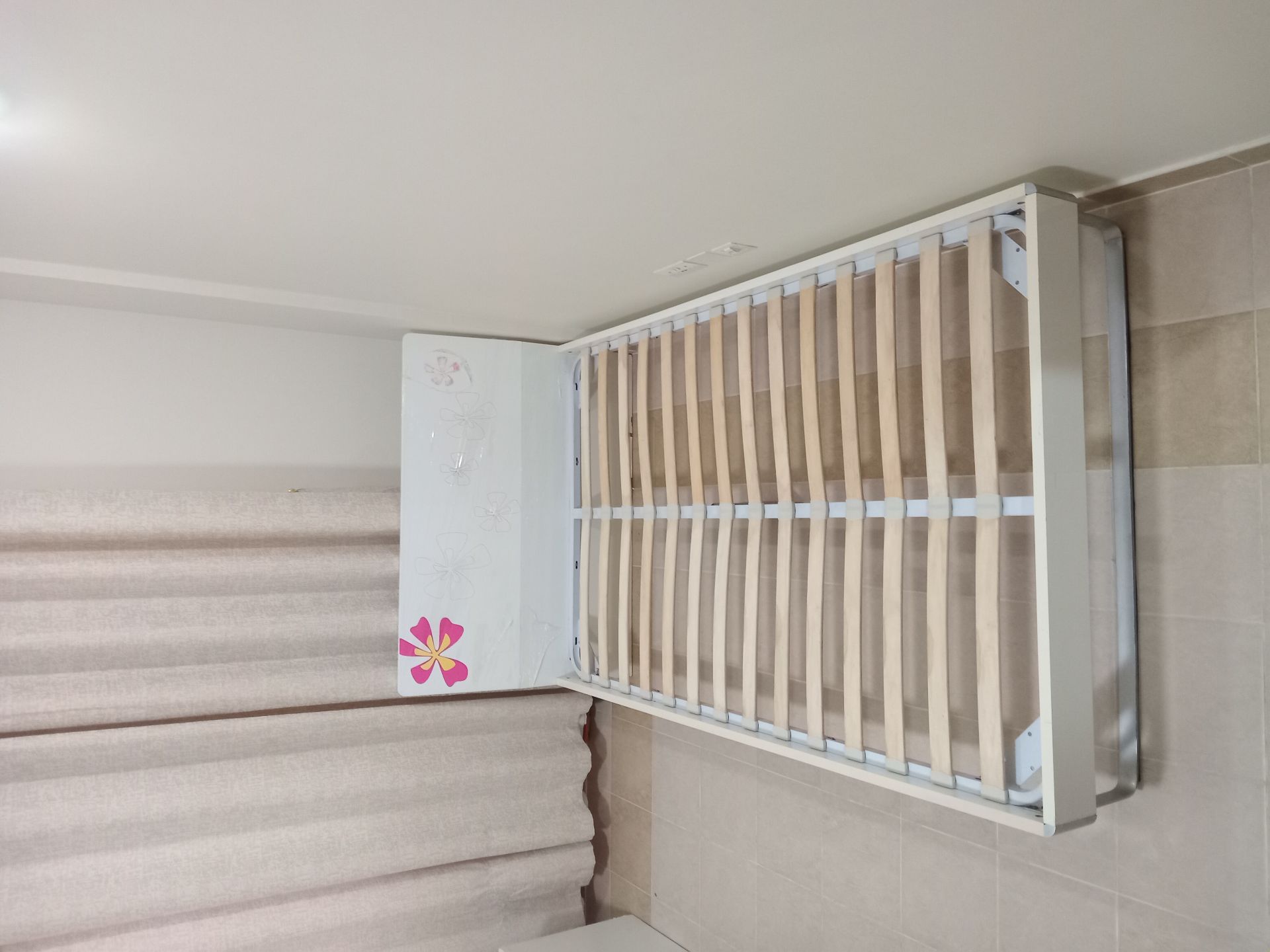 Single Bed Only - Image 3