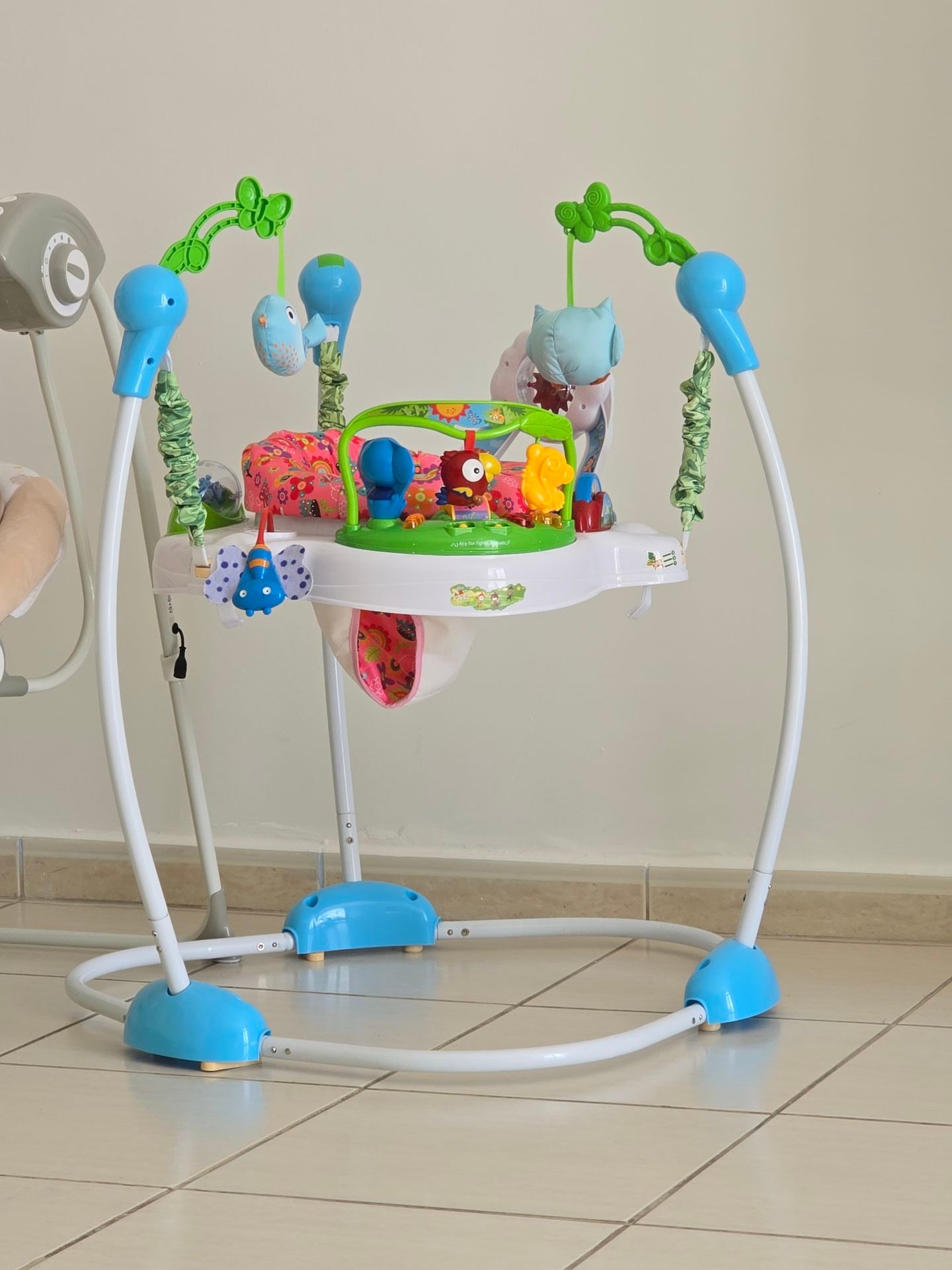 Baby jumping activity - Image 3