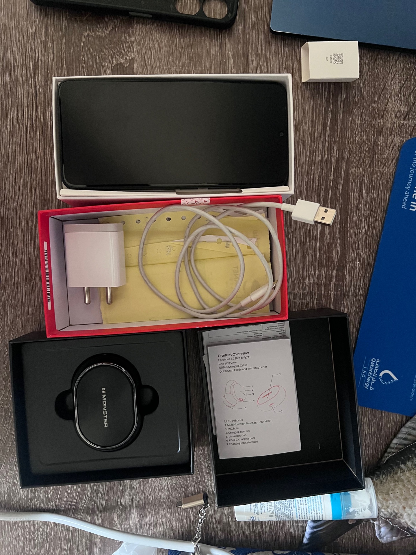 REDMI 13C+ Openear EARBUDS + 2 Free cases - Image 4