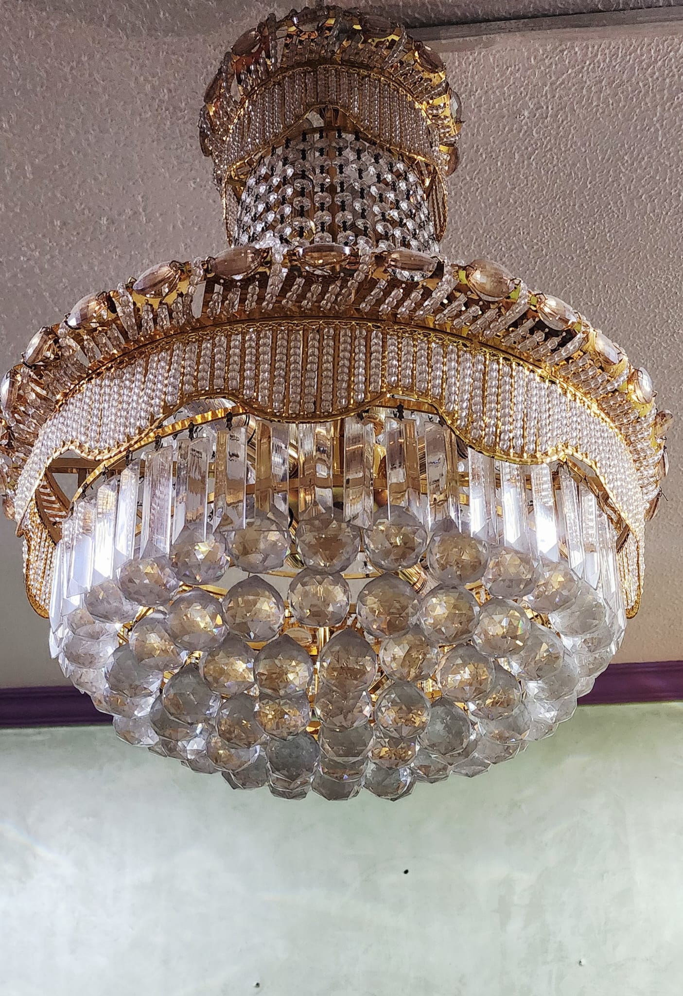 Glittering Crystal with 18 LED Lights & 3 changing colours - Image 2