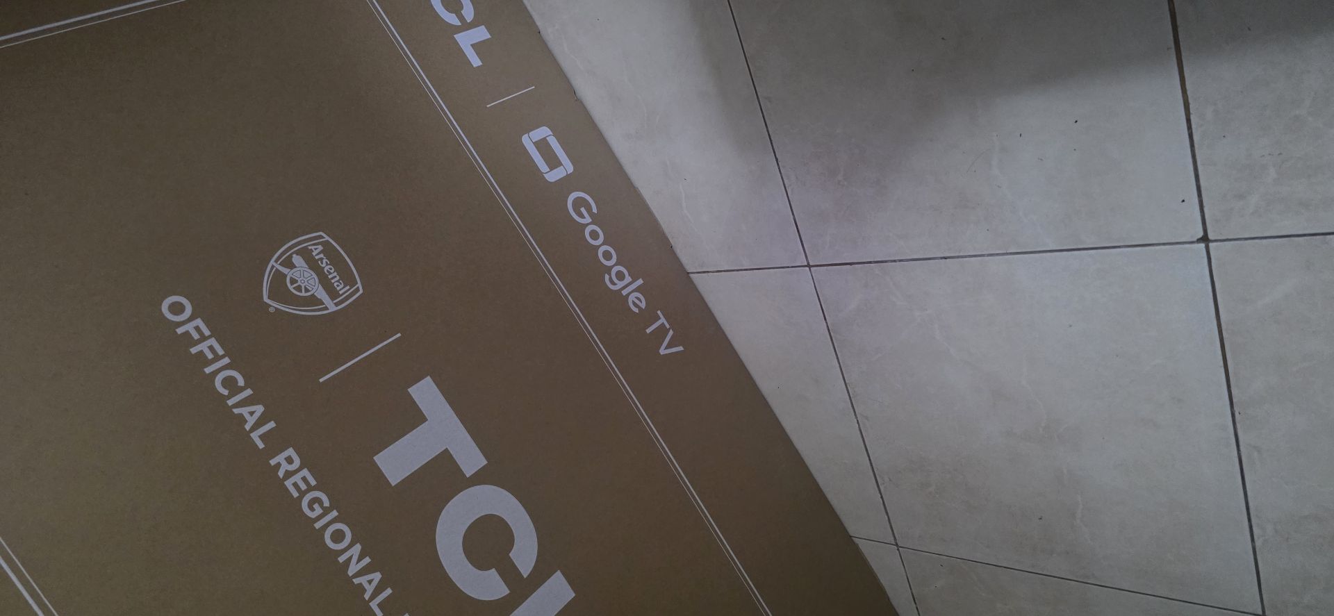 75 inch led tv box only - Image 5