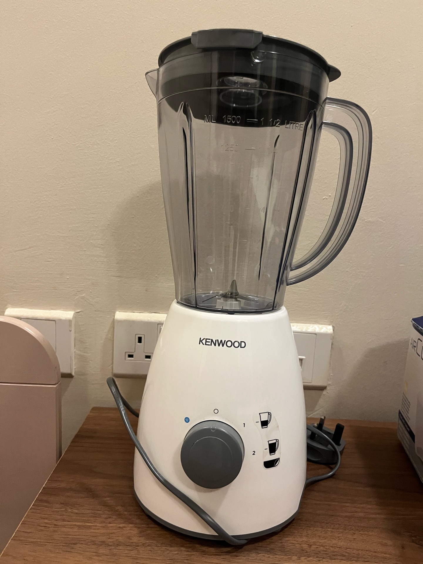 Kenwood 2 blenders and 2 grinders  - Image 8