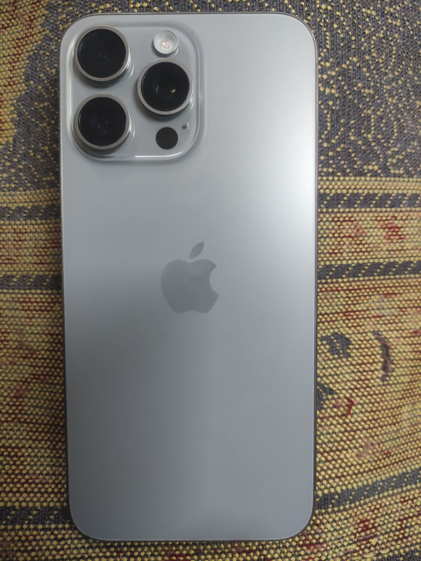 I phone 15 pro max 256 gb - Image 1