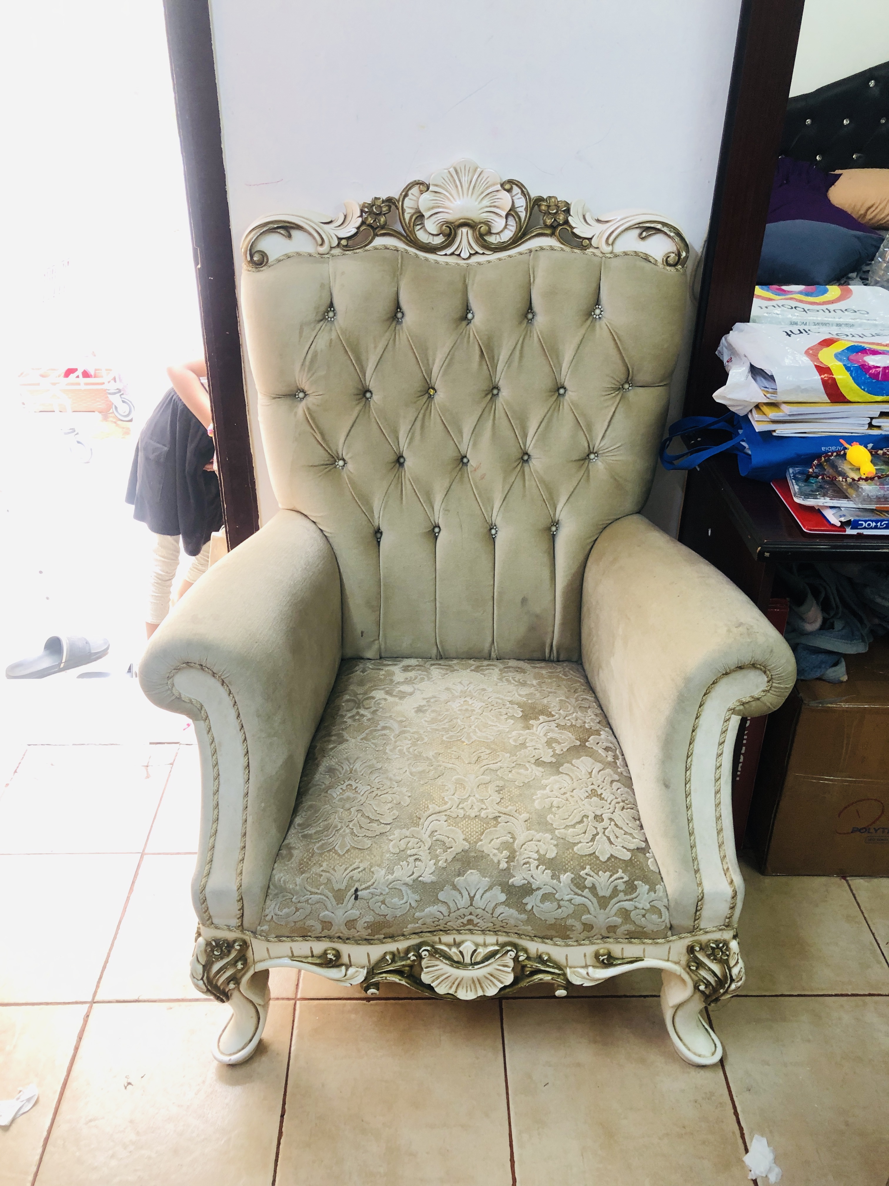 Majesty Sofa 3 Seater & 2 Single seater  - Image 3