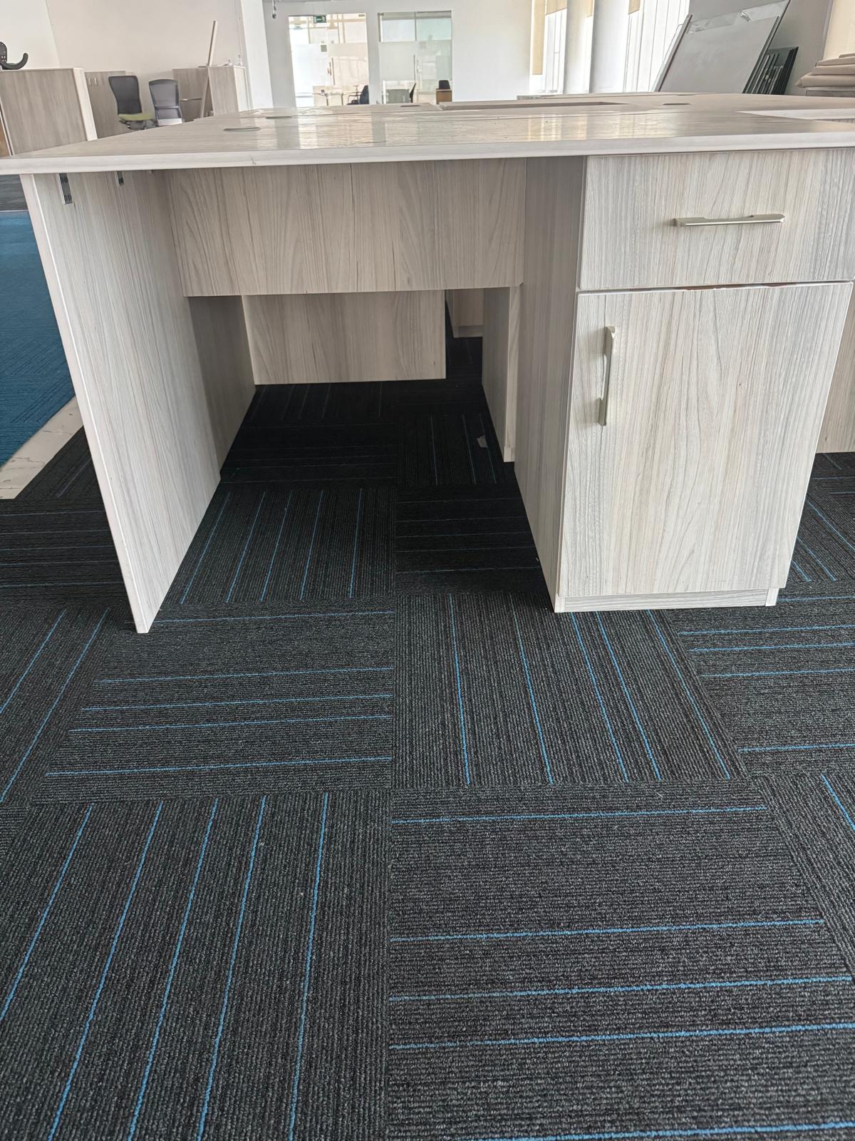 OFFICE TABLE WITH DRAWER - Image 2