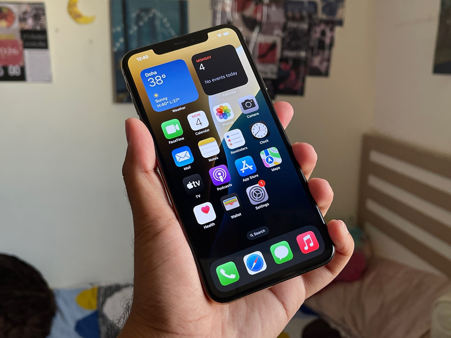 iPhone XS Max gold color (512gb, 2019 edition) - perfect condition - Image 1