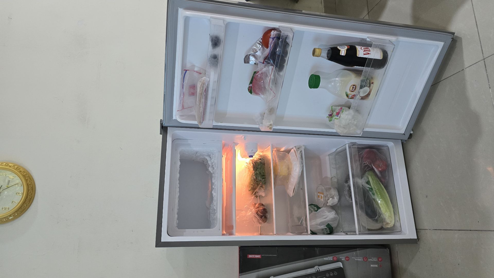 Refrigerator few months old - Image 3