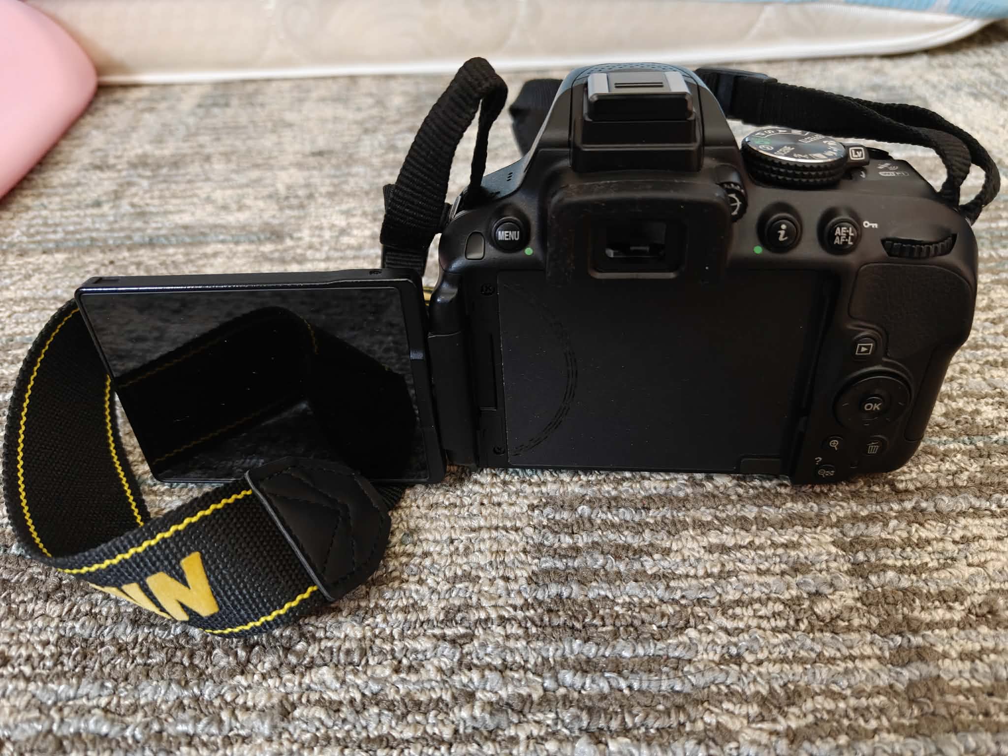 Nikon D5300 for Sale - Image 4