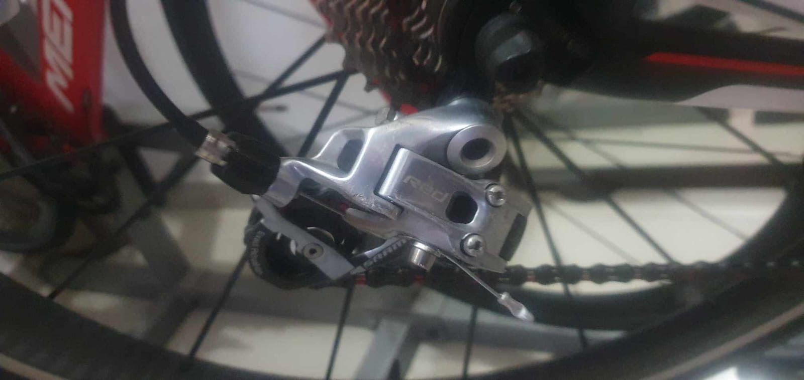Good condition road cycling, This is full carbon - Image 6