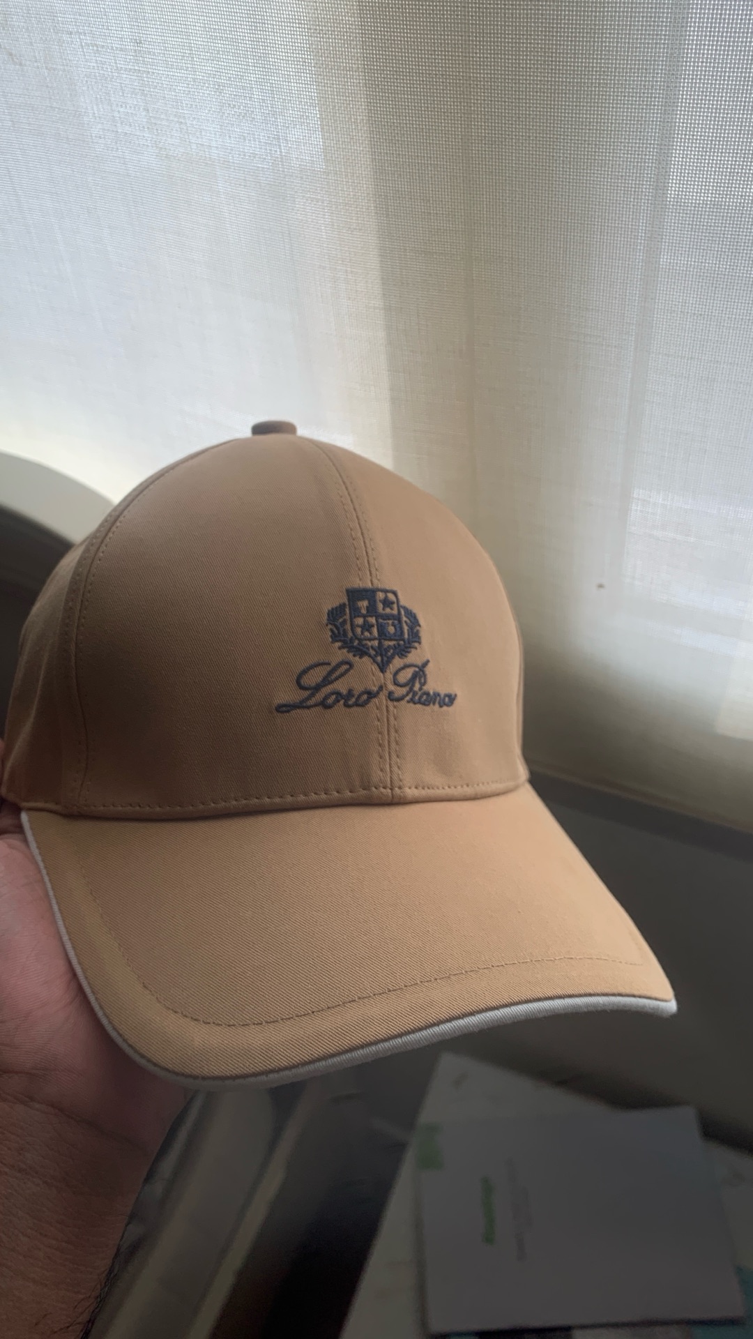 Loro piana Cap urgent sale - Image 8