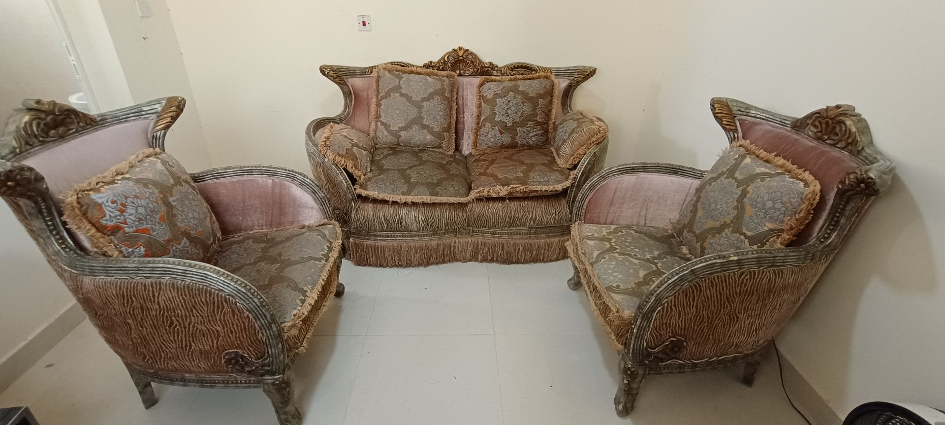 Sofa set 2 seater and single seater  - Image 6