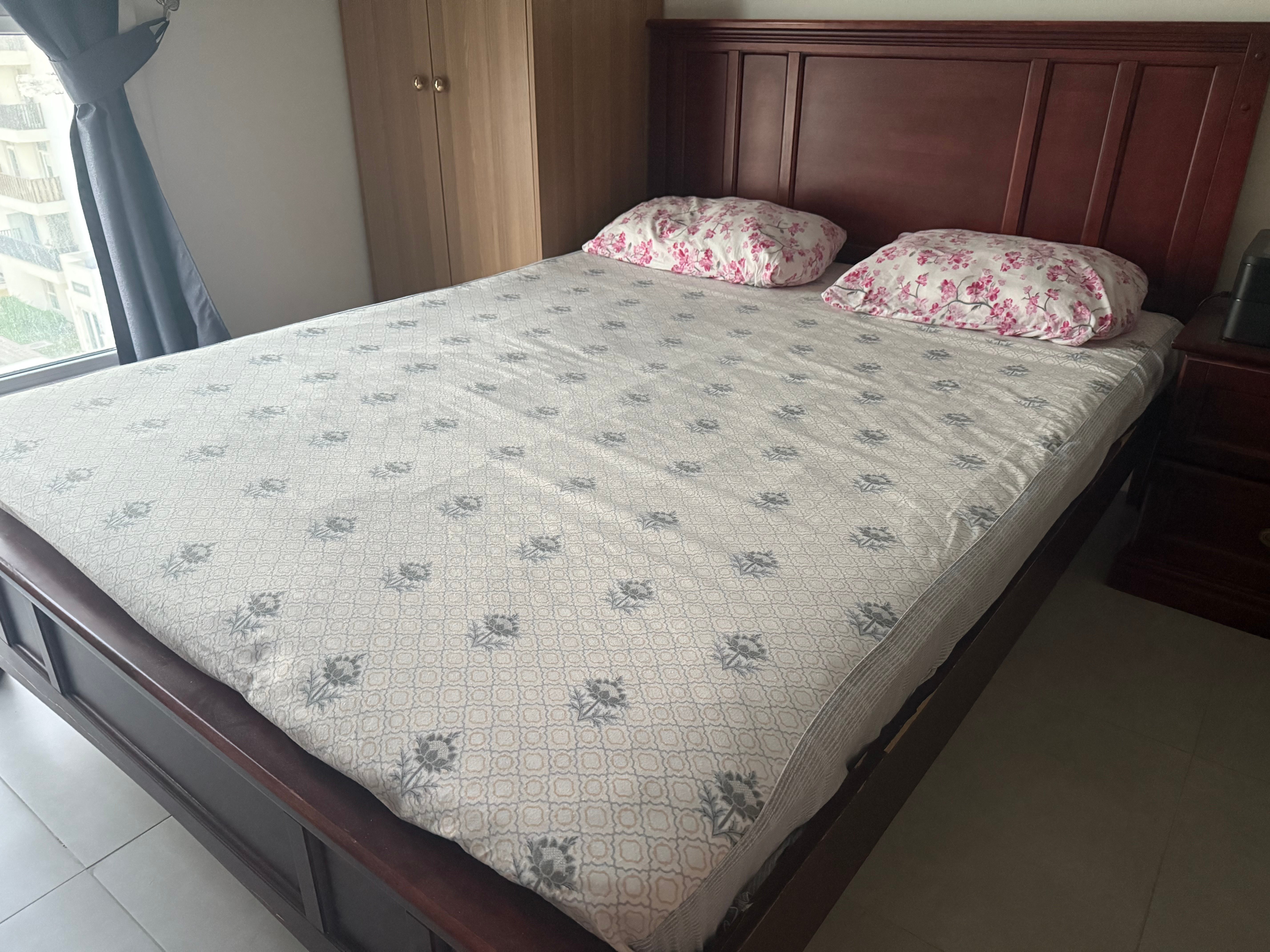Brown wooden Queen size Bed width 62 inch, length 82 inch - Image 4