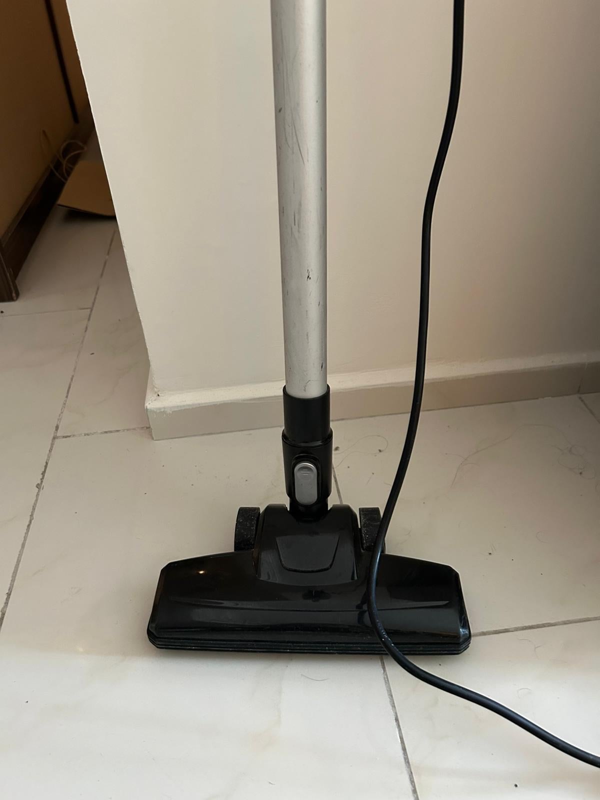 Midea Vacuum dust cleaner  - Image 4