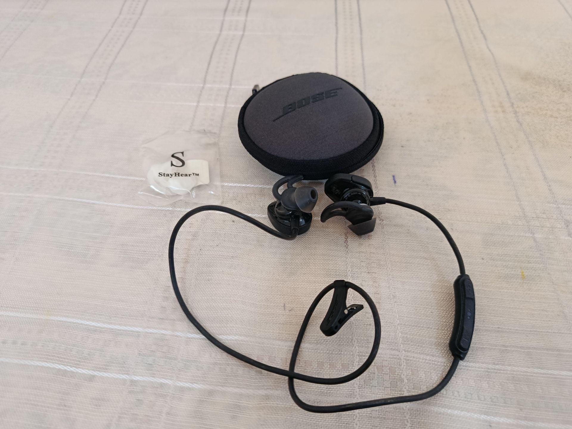 Bose Wireless Earbuds  - Image 4