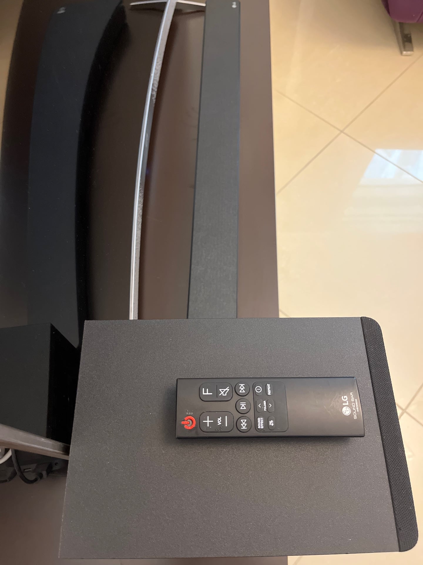 LG Sl5Y 2.1 channel Wireless Soundbar - Image 4