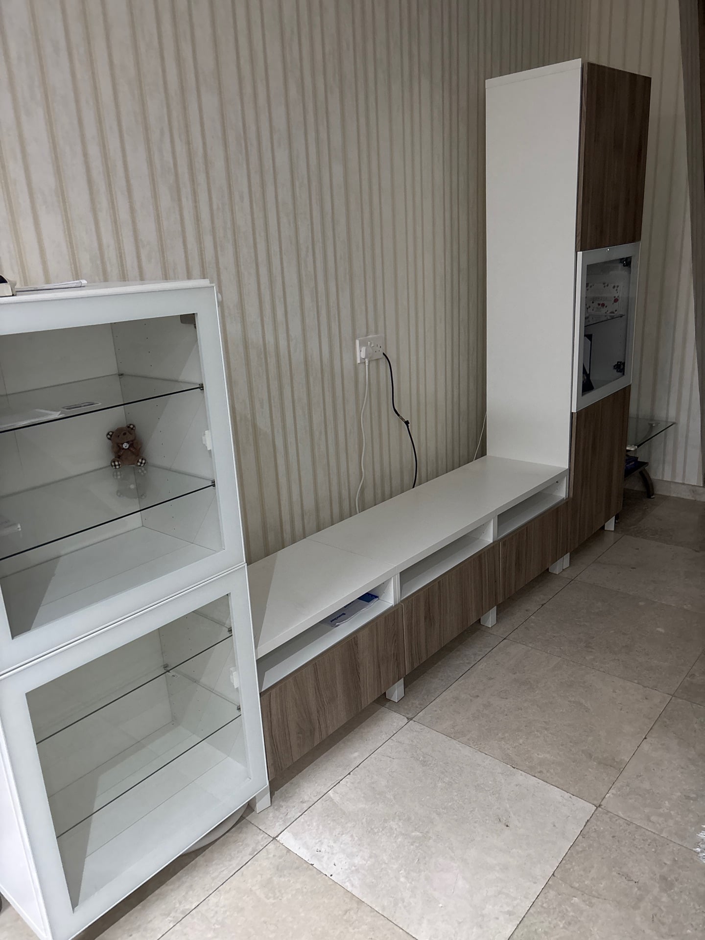 TV Console QAR 600 - Image 2