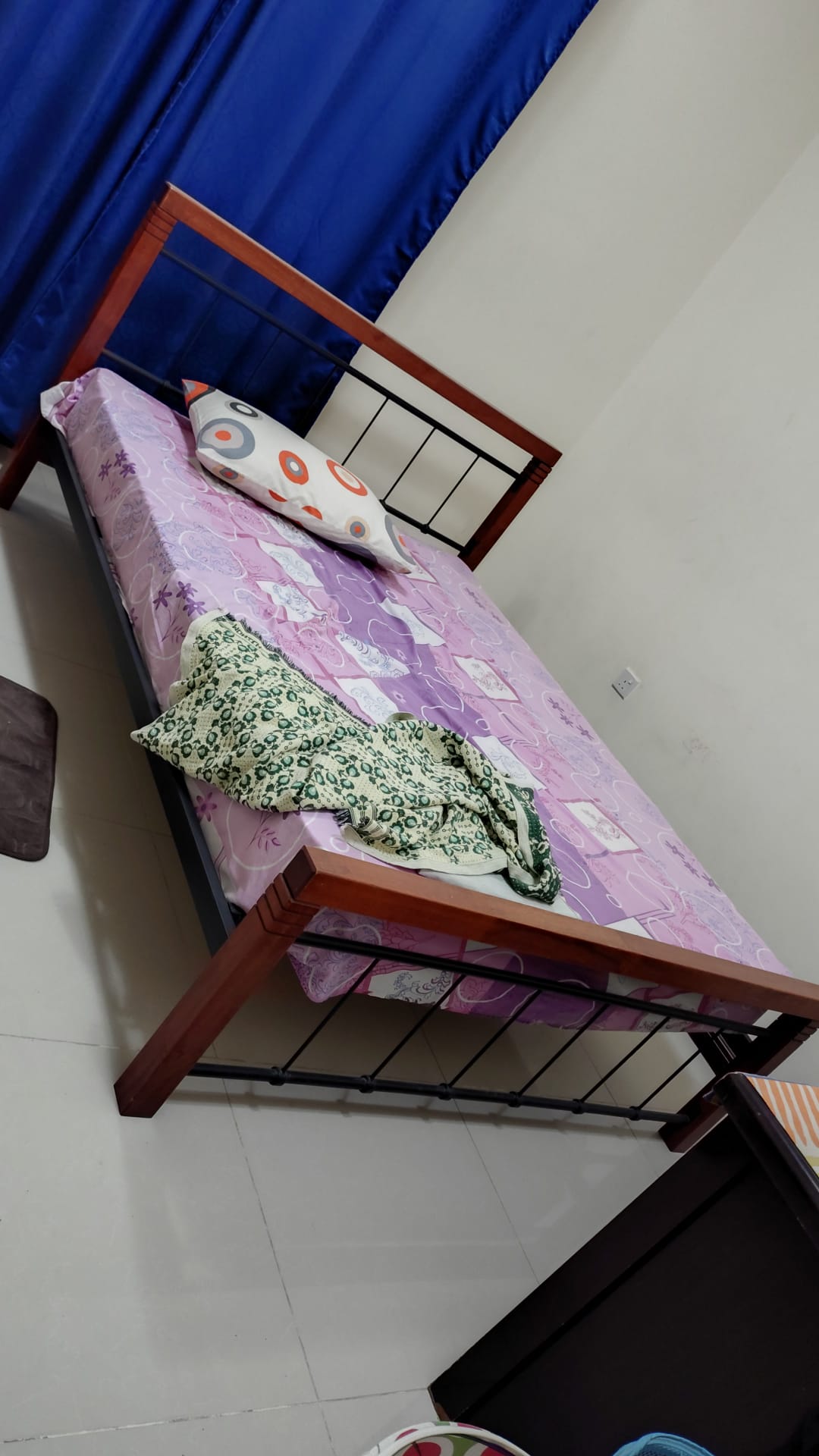 Bed + Mattress+pillows - Image 4