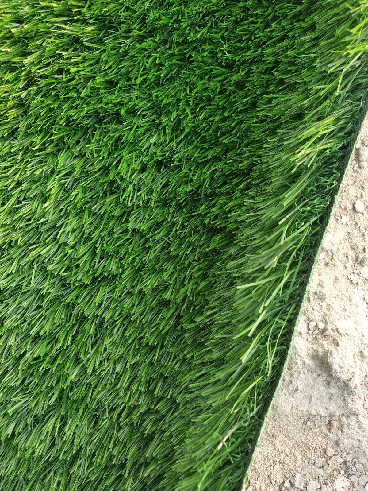Artificial grass 20m , 30mm - urgent sale - Image 2