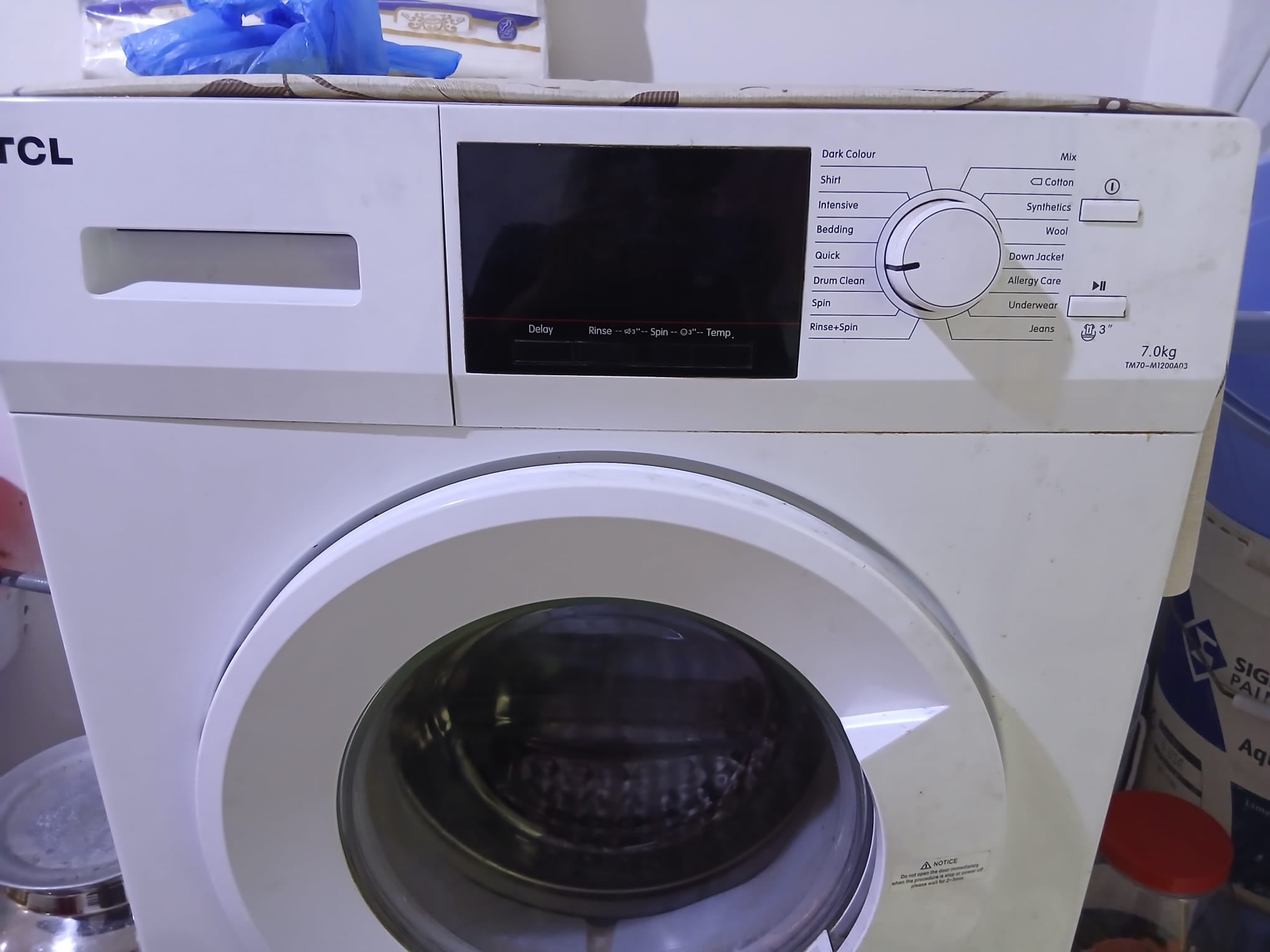 King Size bed,shoe.foot Weare,Lugguage bags,Washing Machine - Image 6