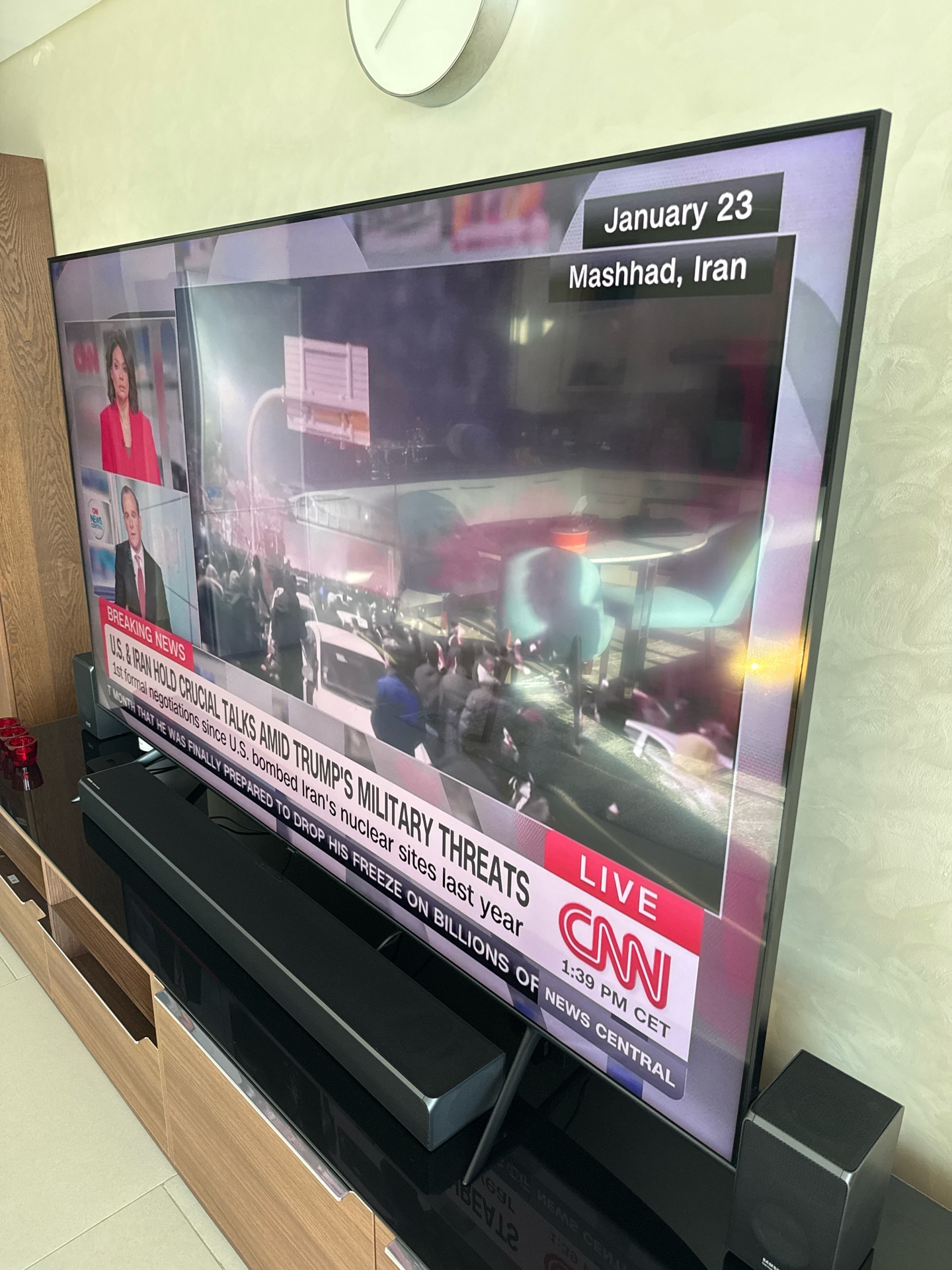 Samsung 85” QLED 4K Smart TV – QA85Q60 | Excellent Condition - Image 3