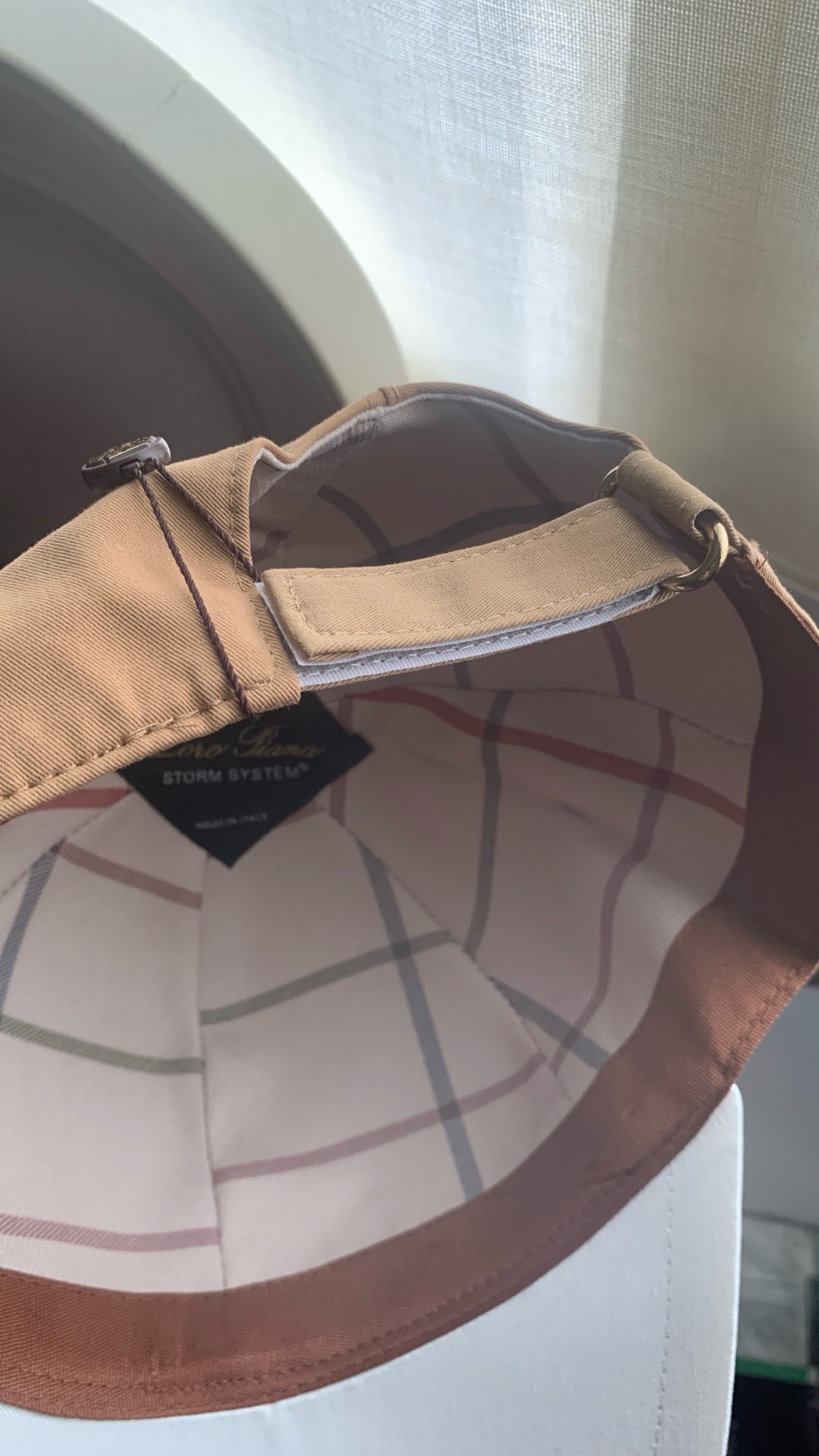 Loro piana Cap urgent sale - Image 6