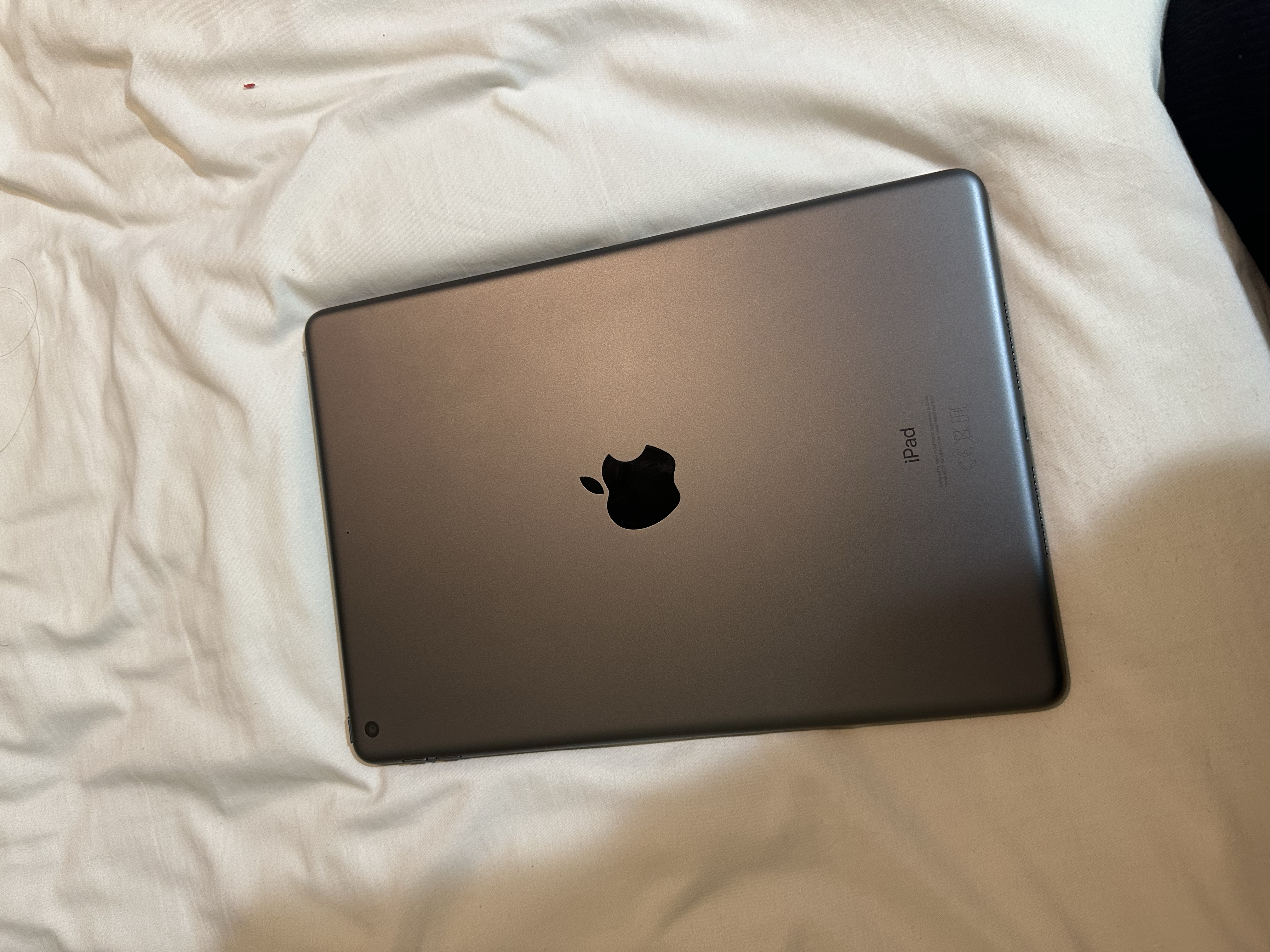 Ipad 8th Generation - Image 3