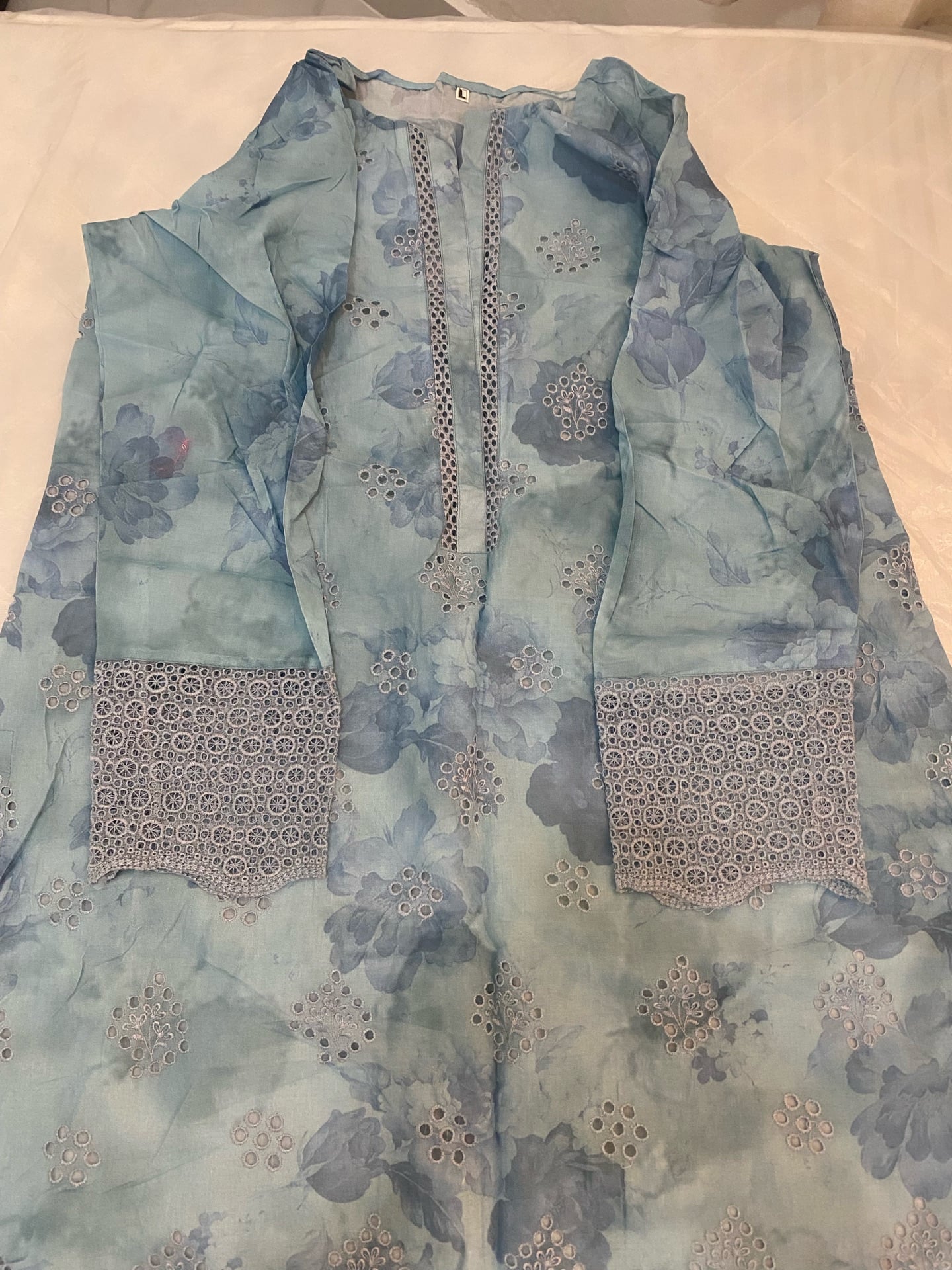 3 pcs Stitched lawan, silk suit Pakistani brand  - Image 7