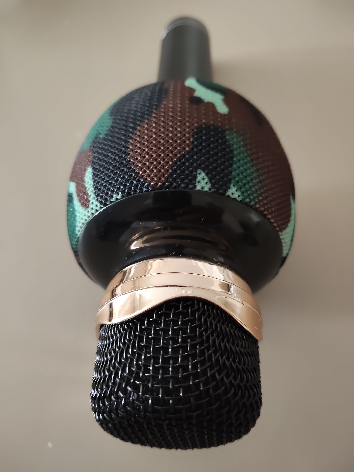 Karaoke Mic & built in speaker - Image 2