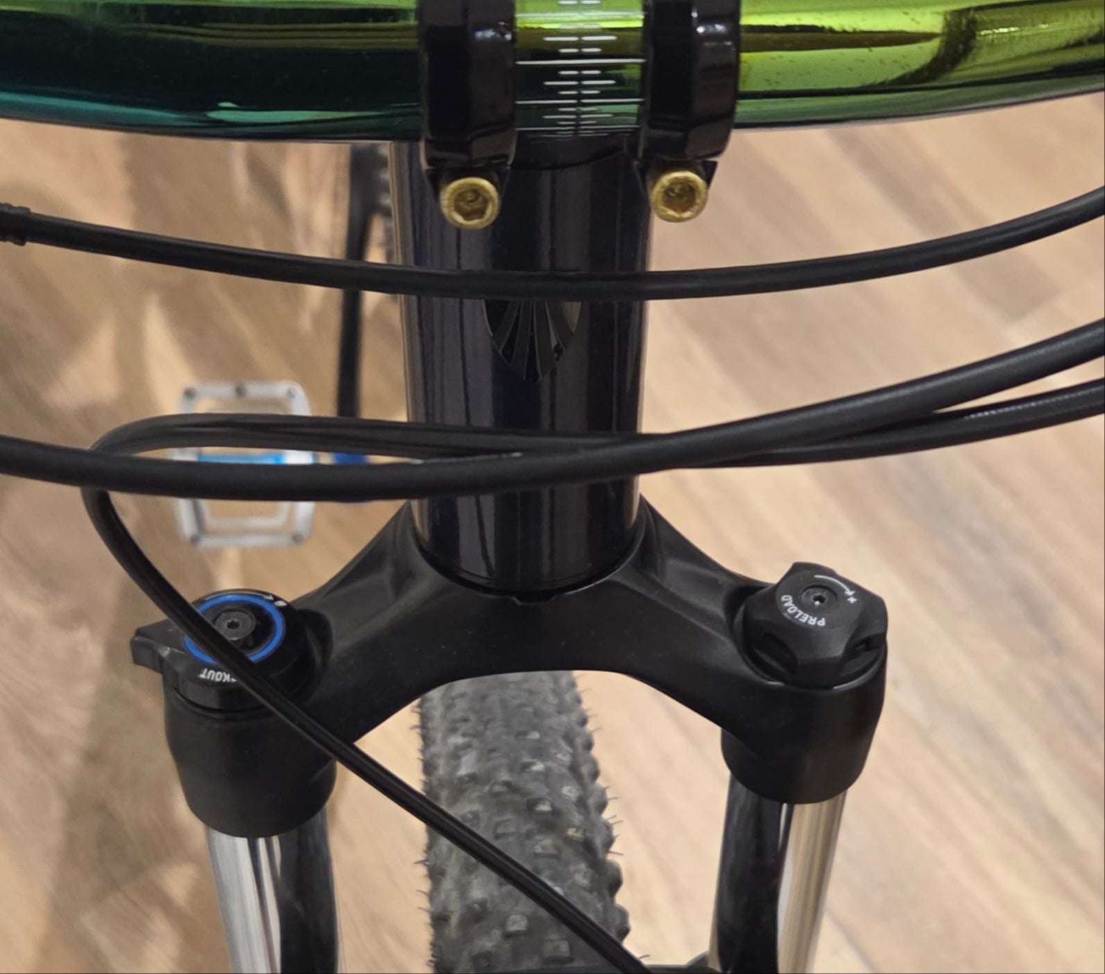 Trek Marlin 7 MTB, little used - Image 4