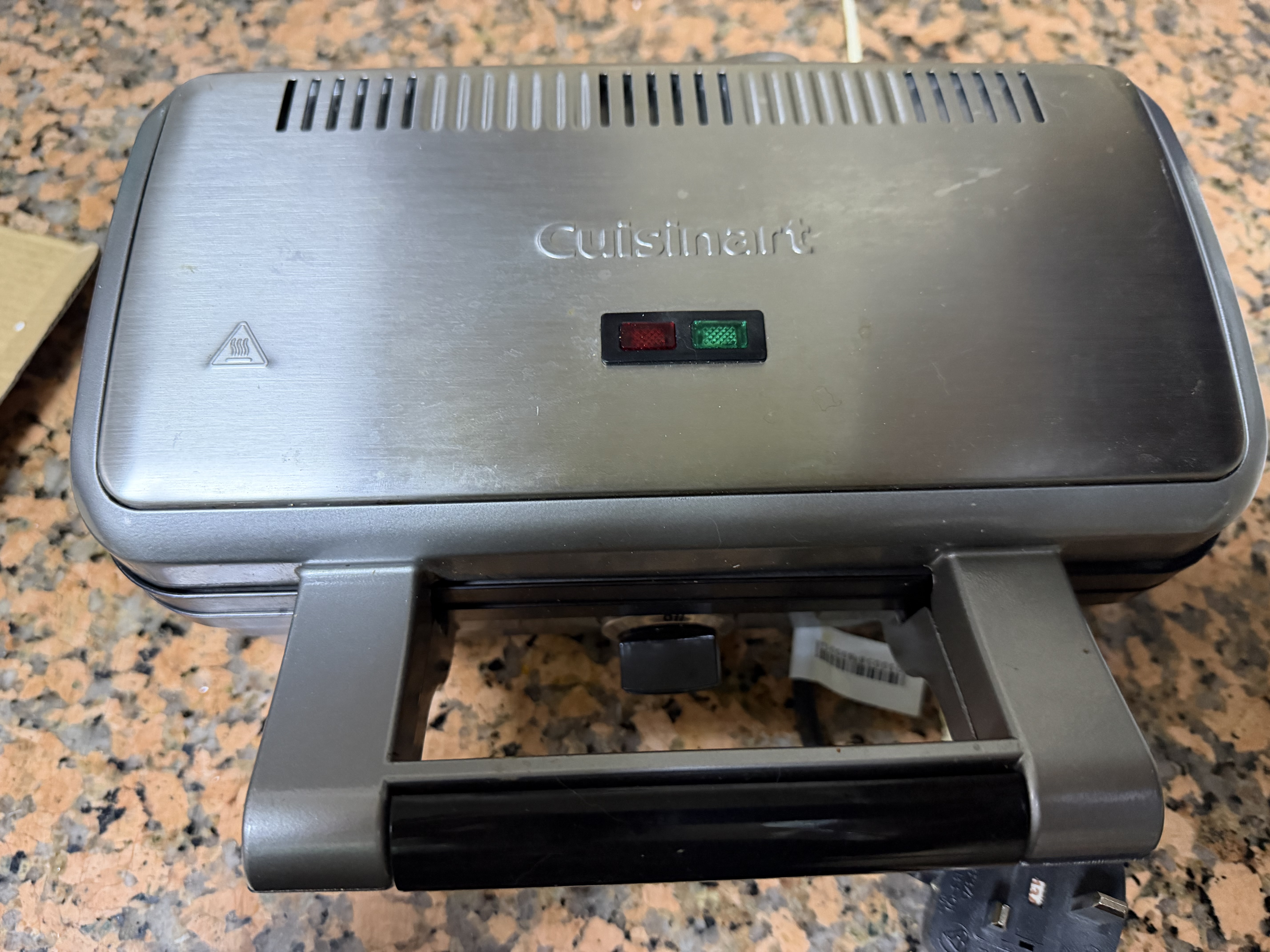 Cuisinart Waffle Maker - Image 4