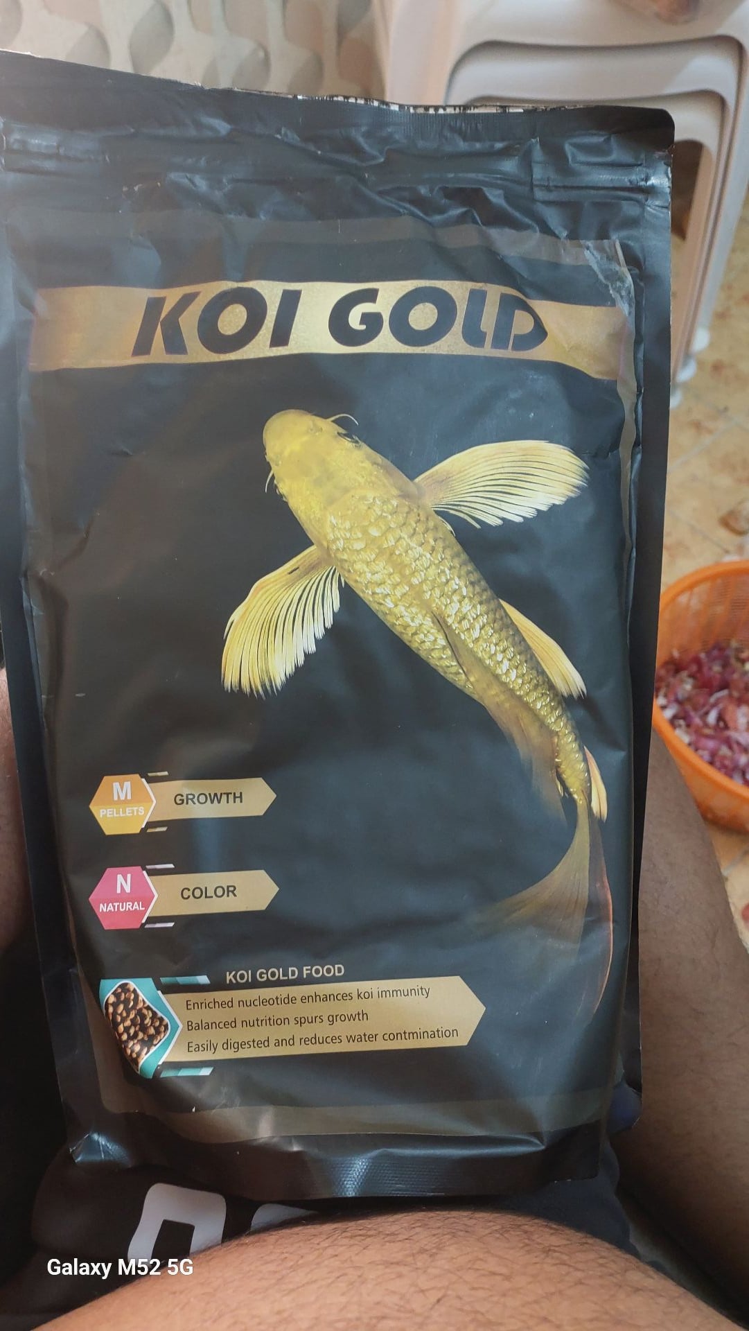 Fish food  - Image 2