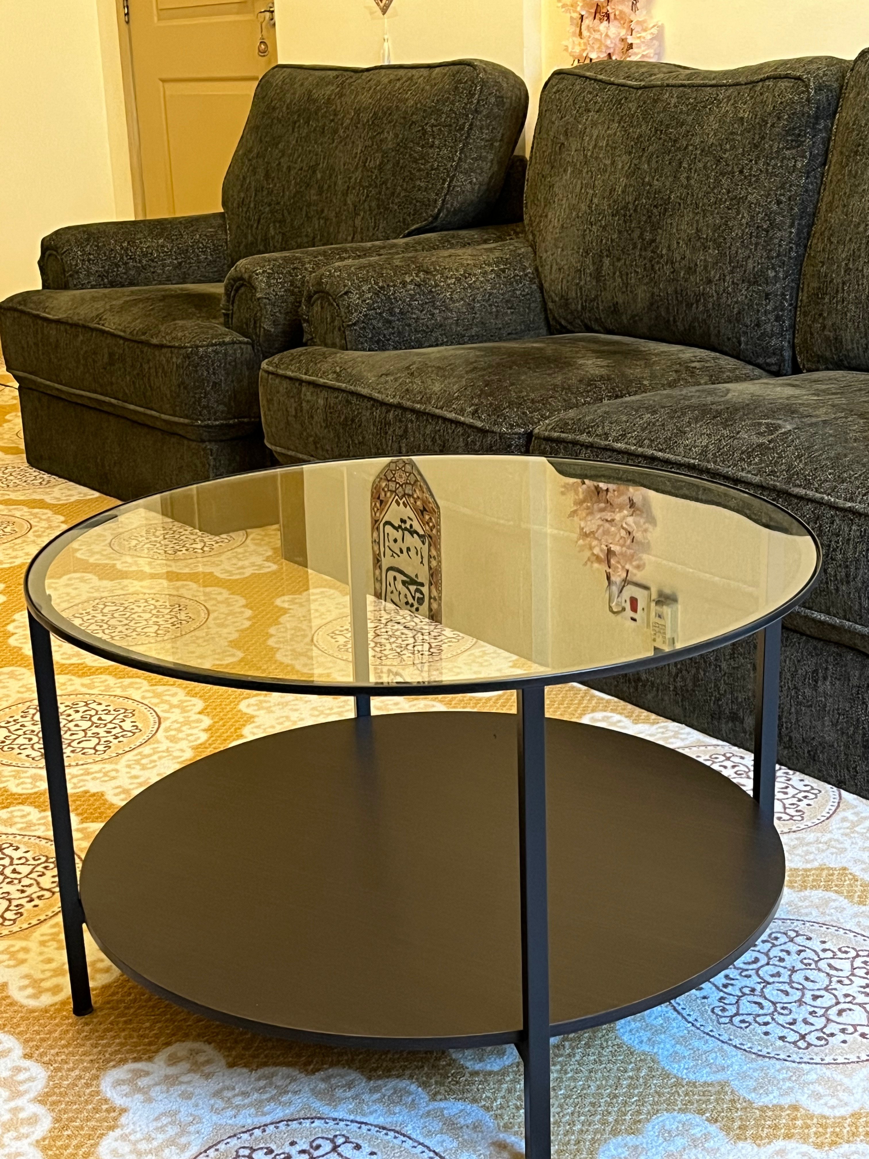 Great coffee table for sale - Image 1