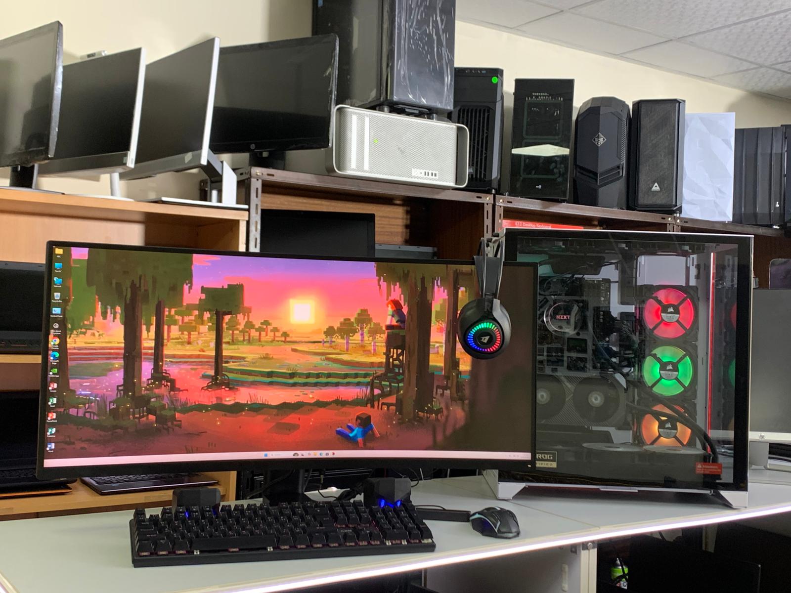 High end Gaming Pc AND Curved 34 inch 144hz Monitor - Image 2
