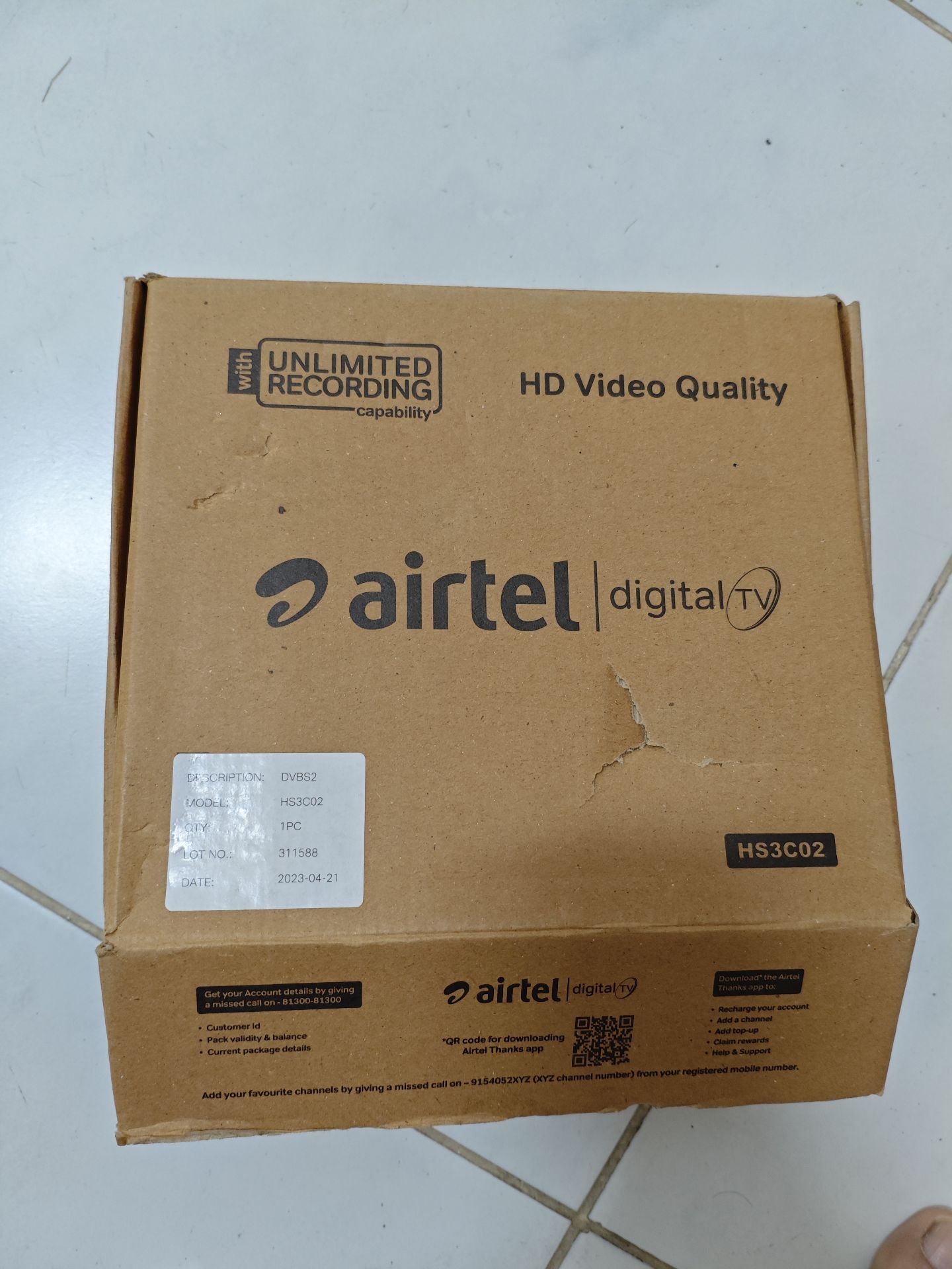 Airtel settop box and dish - Image 2