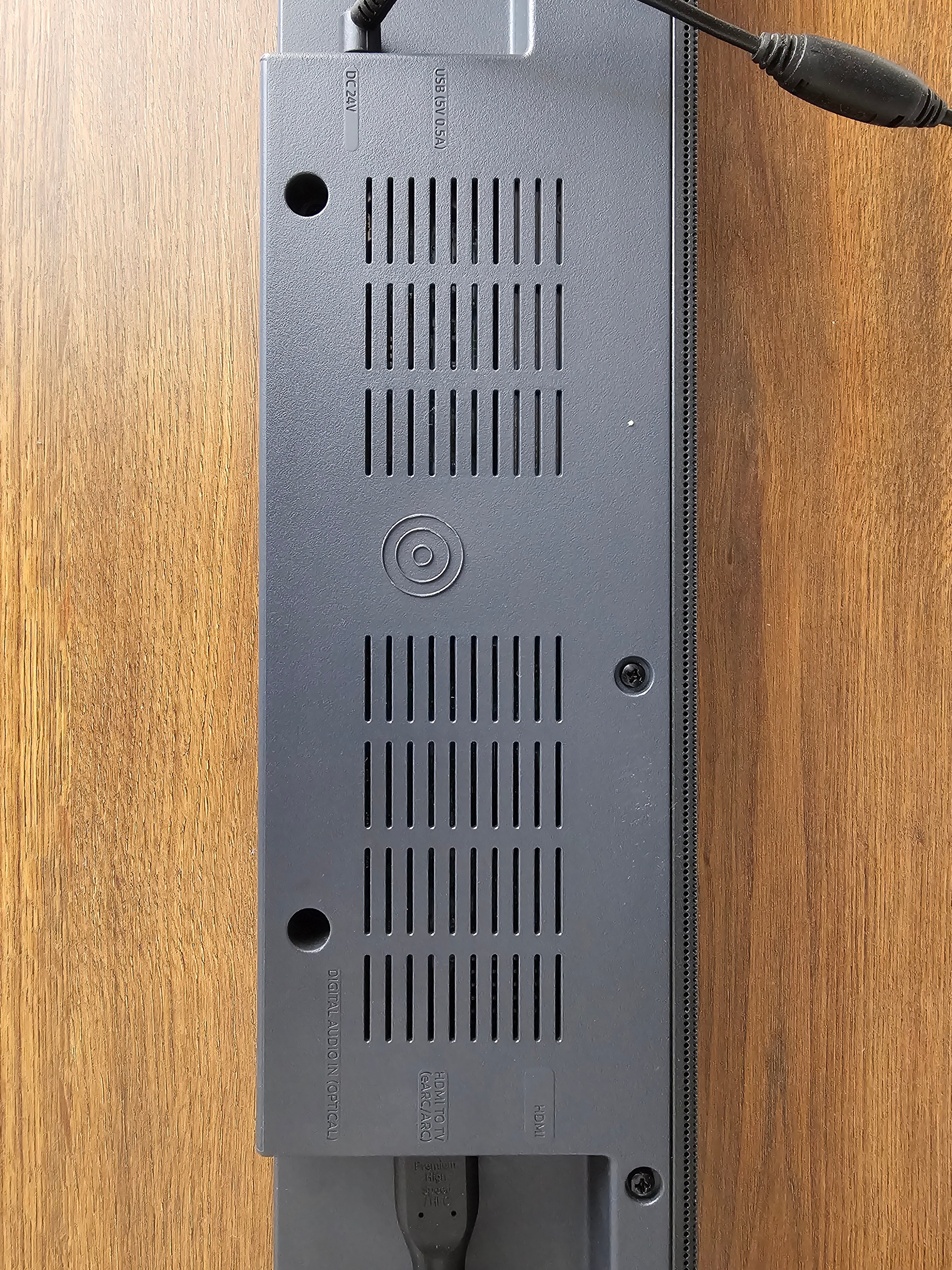 Samsung HW-Q600C soundbar - Image 4
