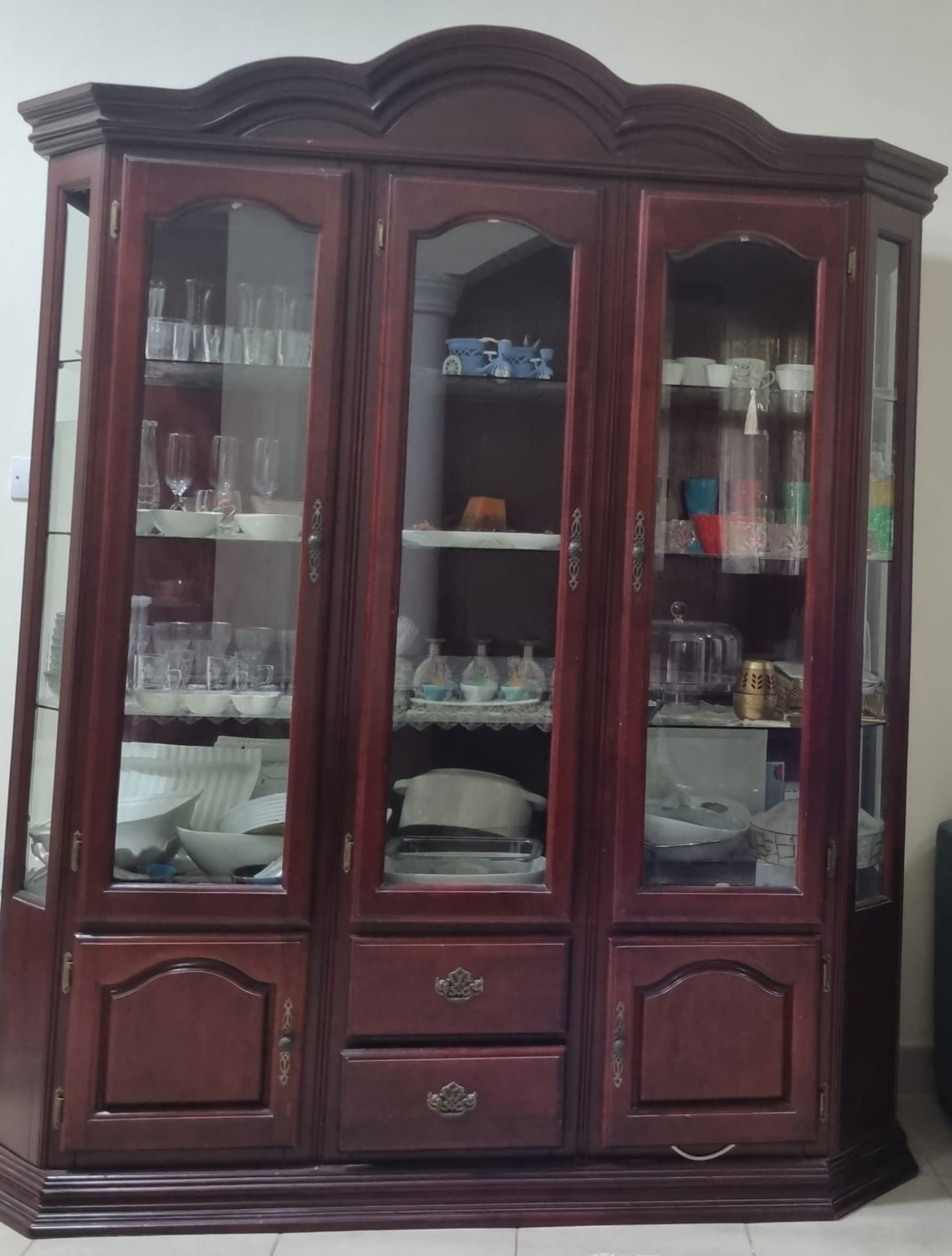 Dining Display cabinet نيش - Image 3