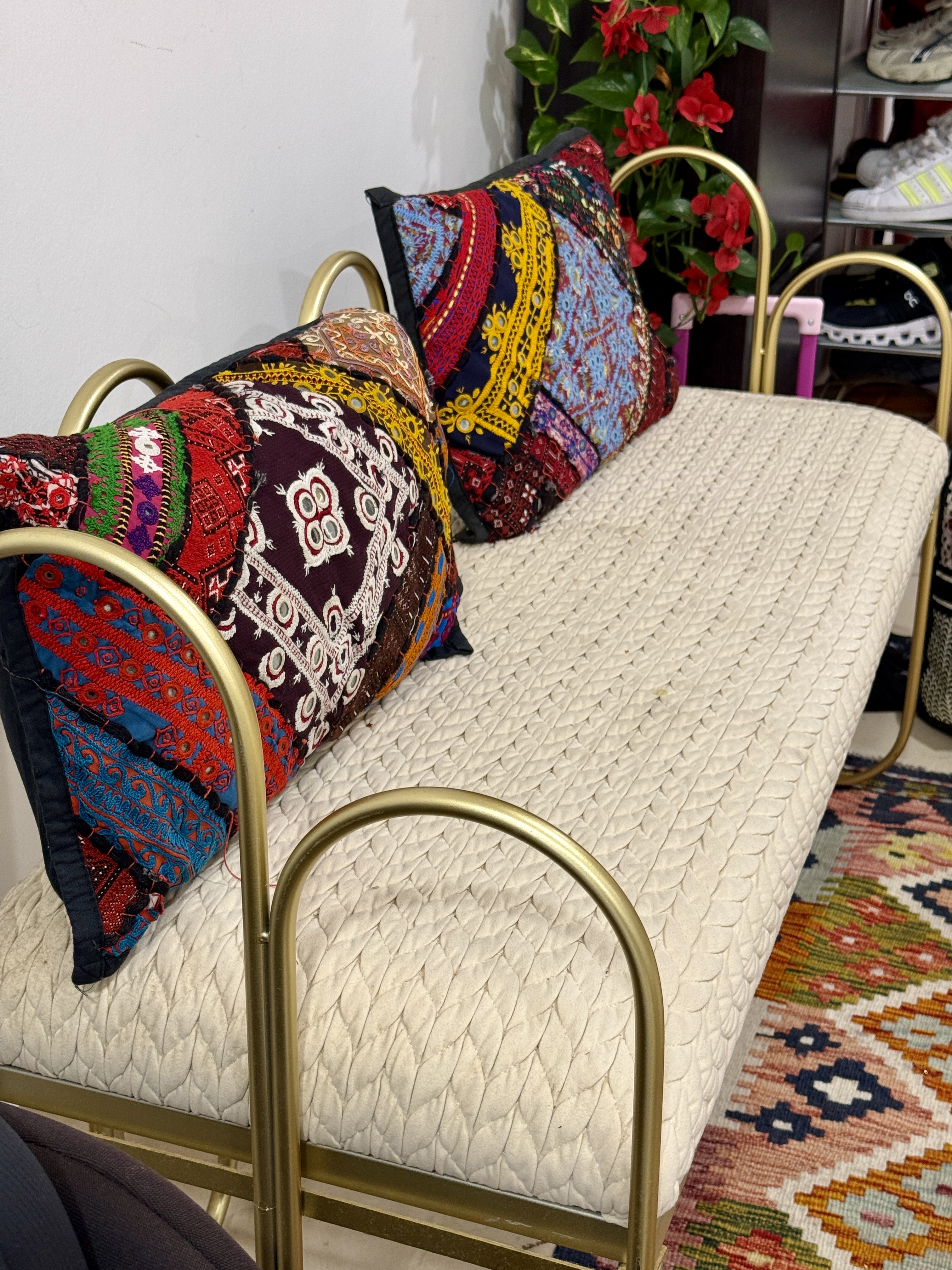 Home Centre Gold Entrance Bench - Image 3