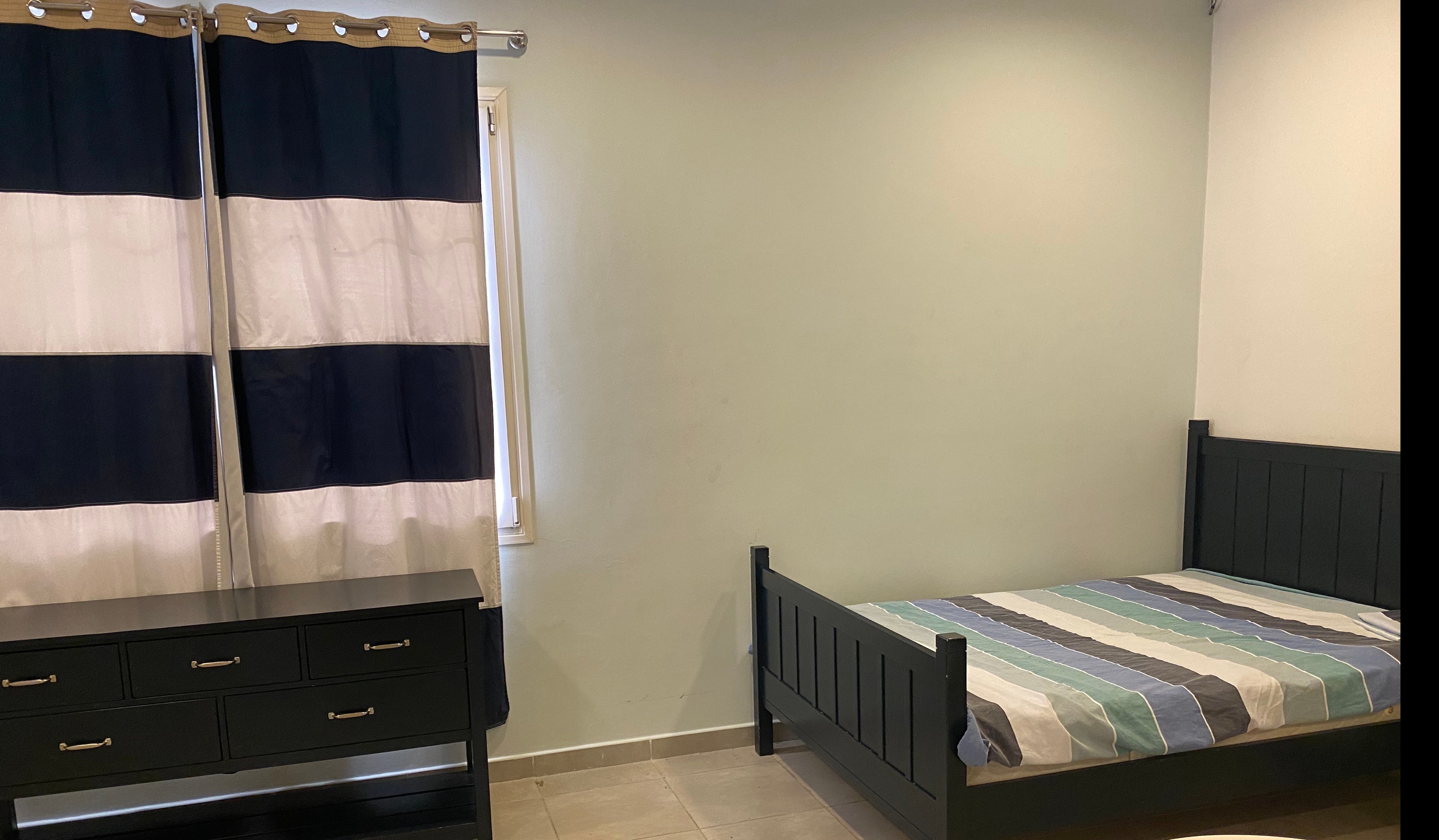 COMPLETE BEDROOM SET - Image 3